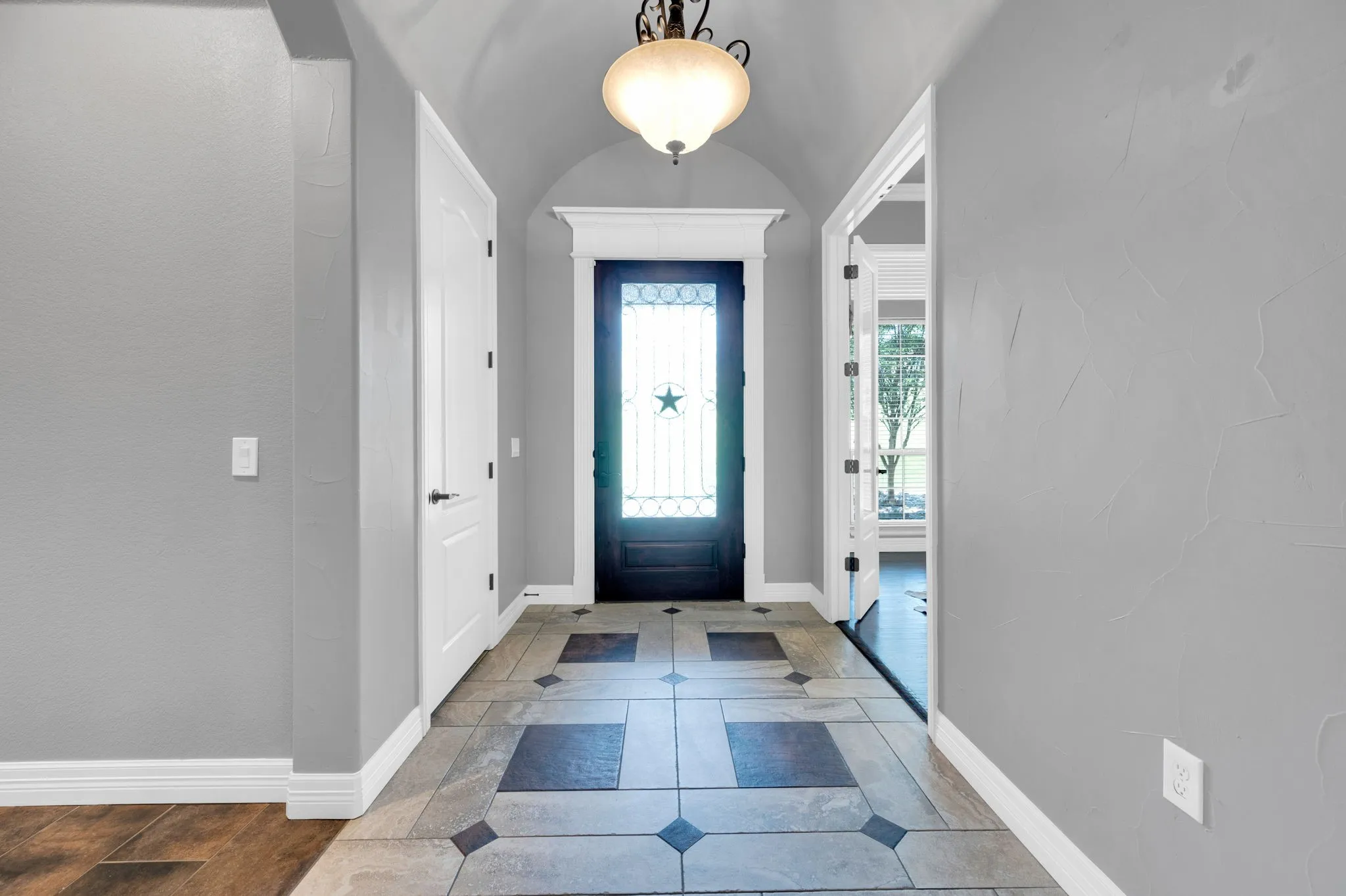 Entry way