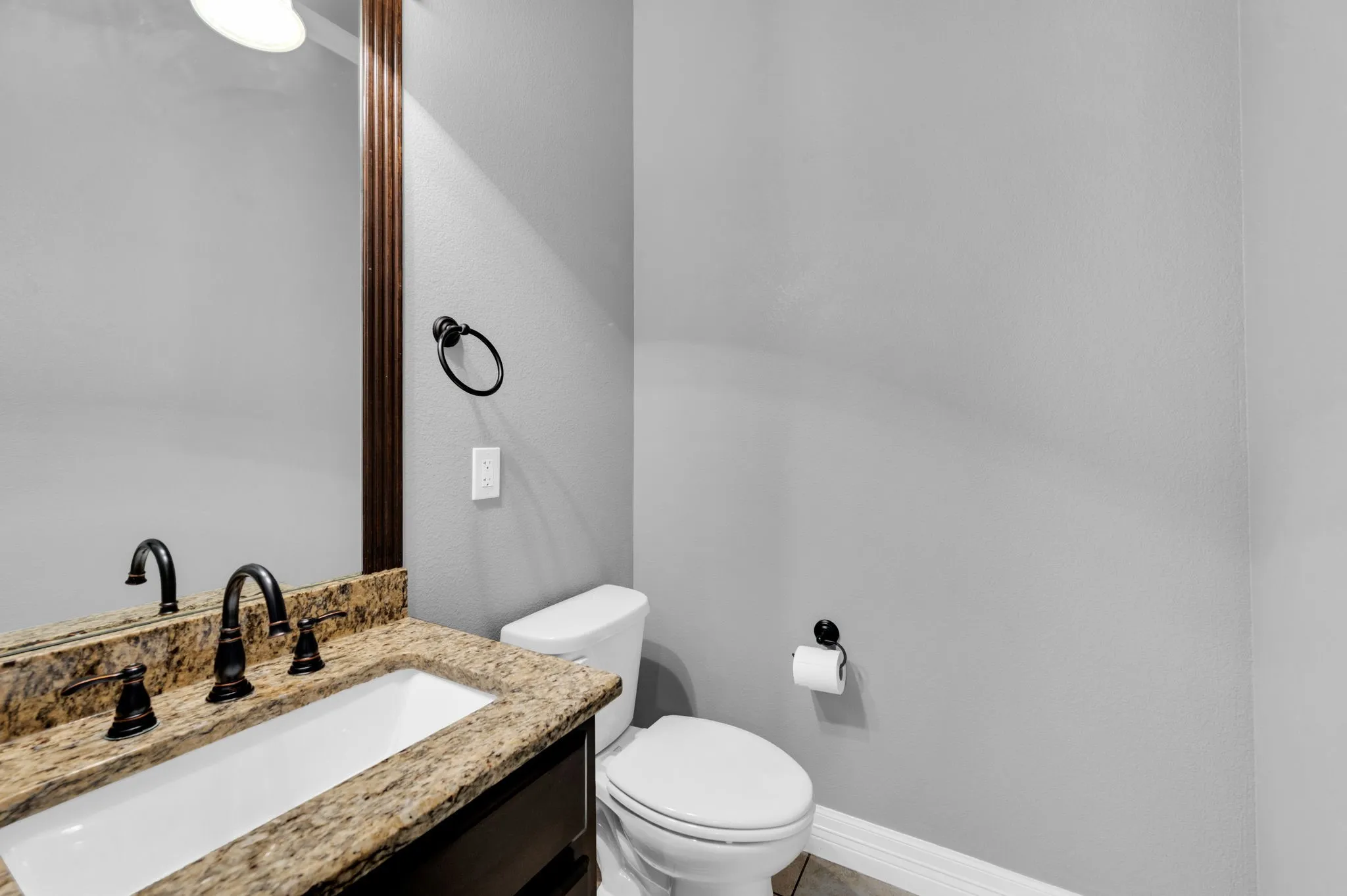 Half bath off living room