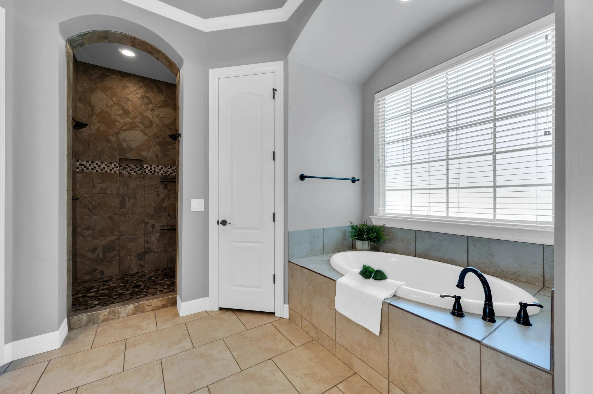 Separate garden tub