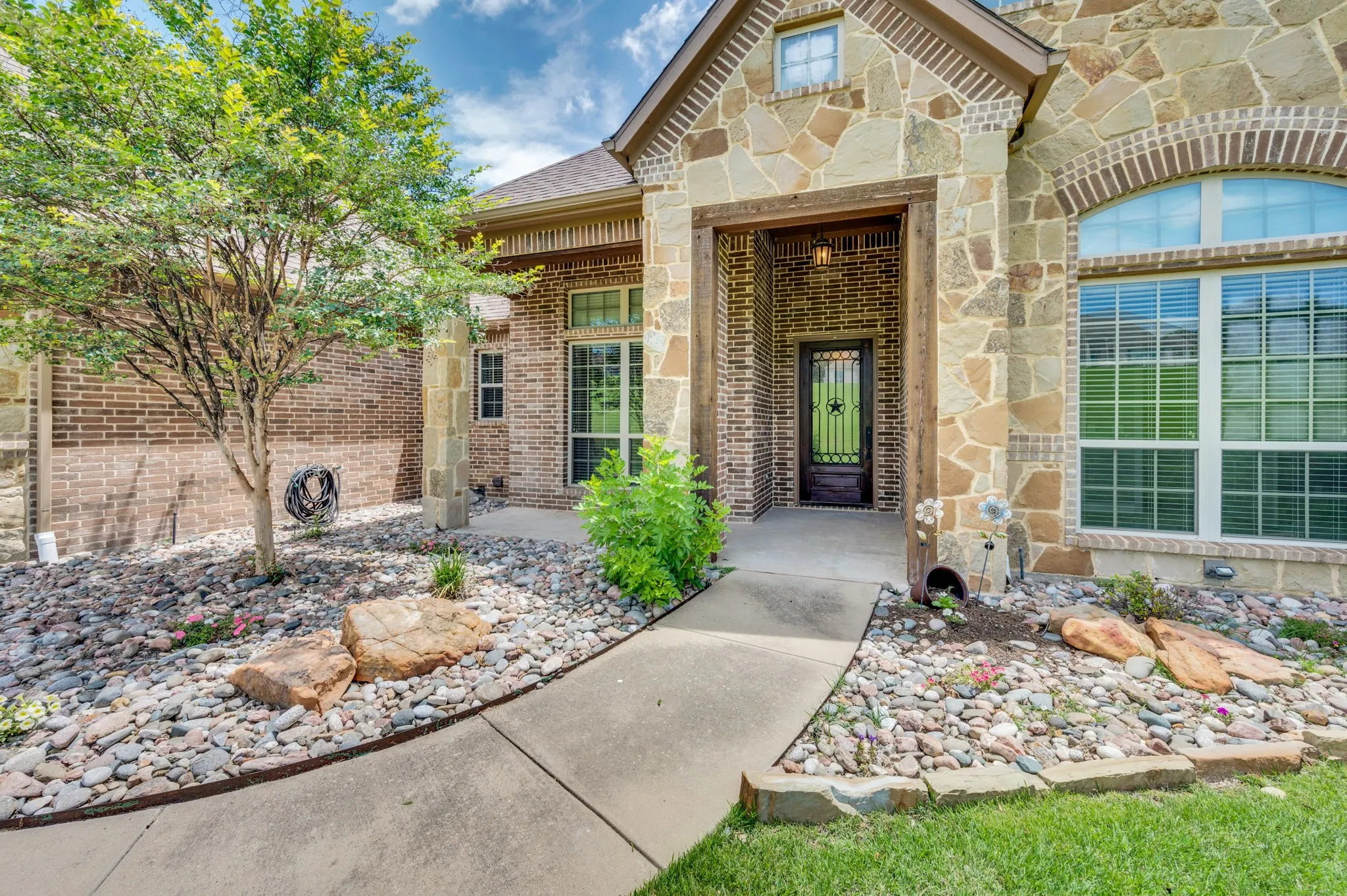 Gorgeous entry way