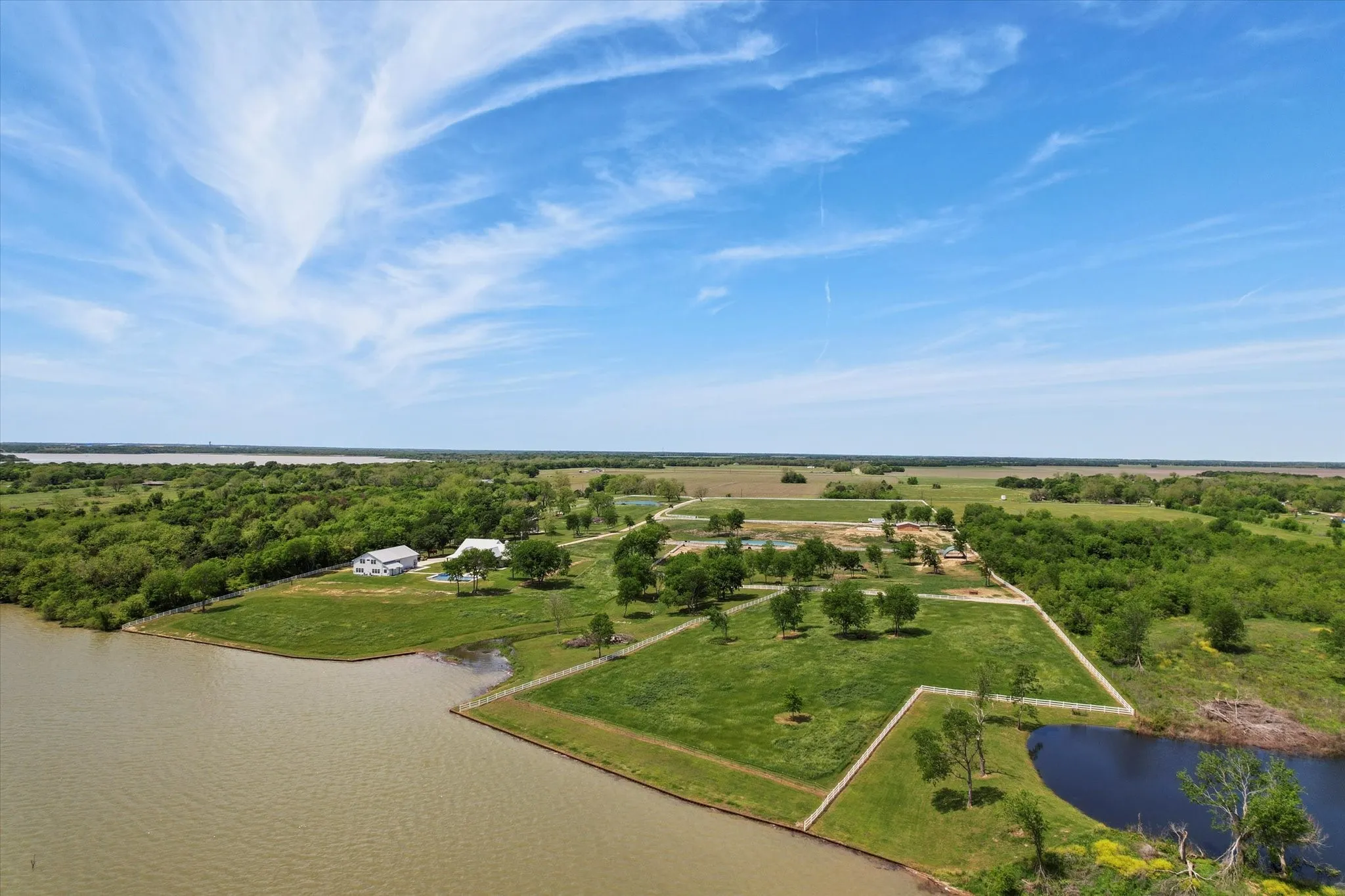 Single Family Residence For Sale in Navarro County , 121 Elm, Kerens, Texas 75144, 10 Bedroom, 8 Bathroom, 7 Garage spaces, 6,635 Sqft, built in 2023, Price $9,750,000, mls#21285188, Real Estate Agent in Kerens, Homes For Sale in Navarro county, Homes For Sale in Kerens, Realtor in Kerens Texas, Real Estate Brokerage Independent Realty Texas, Luminita Cordes Realtor