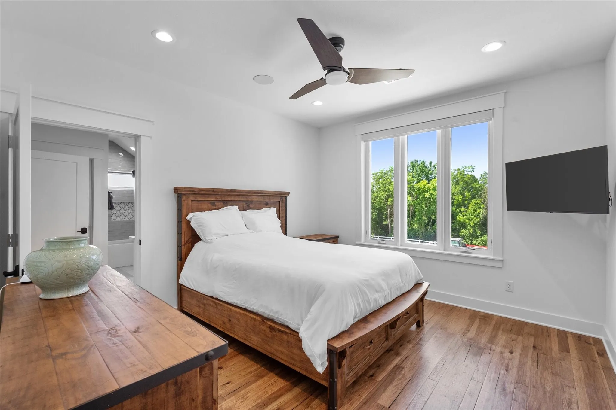 Single Family Residence For Sale in Navarro County , 121 Elm, Kerens, Texas 75144, 10 Bedroom, 8 Bathroom, 7 Garage spaces, 6,635 Sqft, built in 2023, Price $9,750,000, mls#21285188, Real Estate Agent in Kerens, Homes For Sale in Navarro county, Homes For Sale in Kerens, Realtor in Kerens Texas, Real Estate Brokerage Independent Realty Texas, Luminita Cordes Realtor