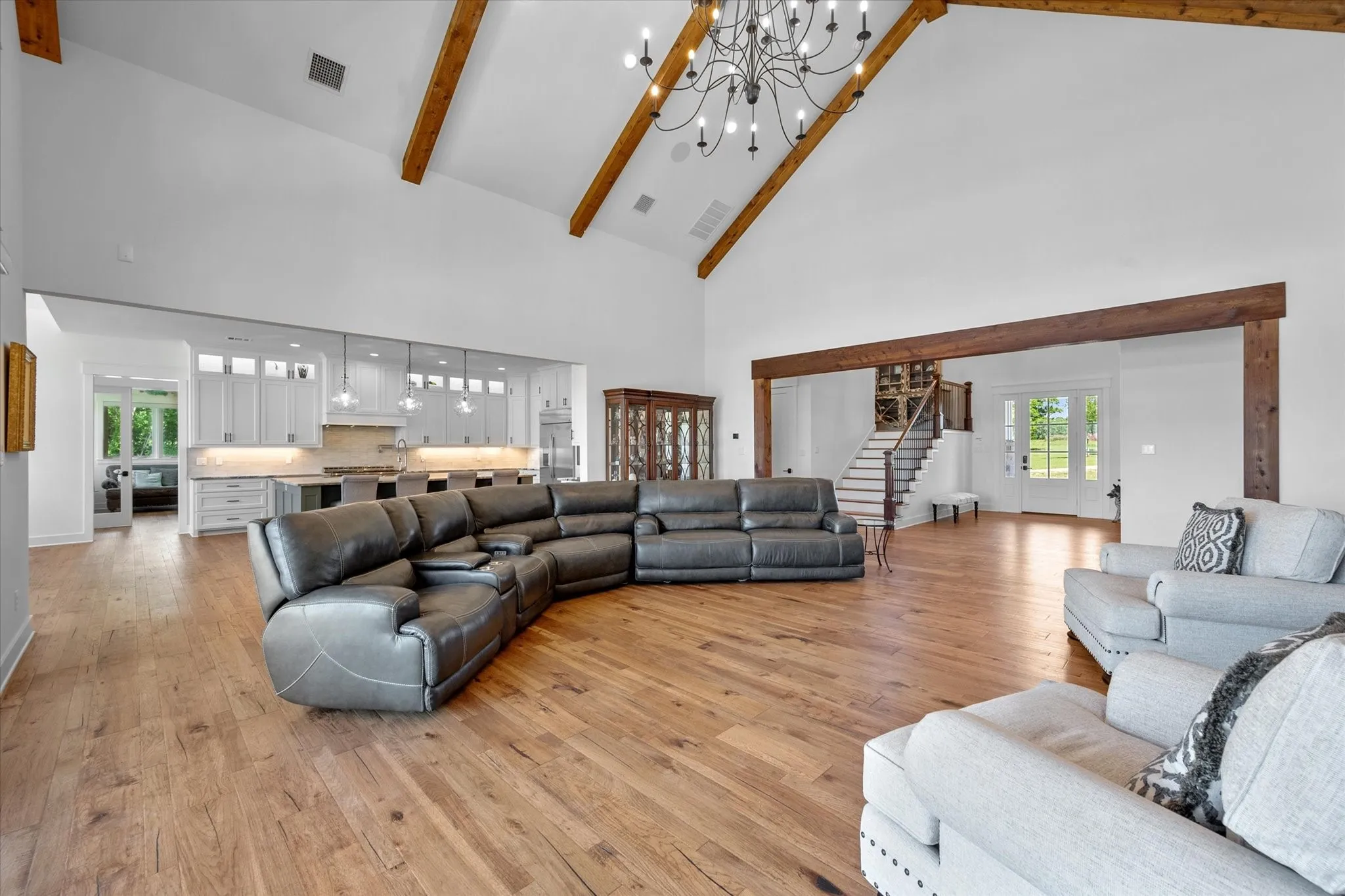 Single Family Residence For Sale in Navarro County , 121 Elm, Kerens, Texas 75144, 10 Bedroom, 8 Bathroom, 7 Garage spaces, 6,635 Sqft, built in 2023, Price $9,750,000, mls#21285188, Real Estate Agent in Kerens, Homes For Sale in Navarro county, Homes For Sale in Kerens, Realtor in Kerens Texas, Real Estate Brokerage Independent Realty Texas, Luminita Cordes Realtor