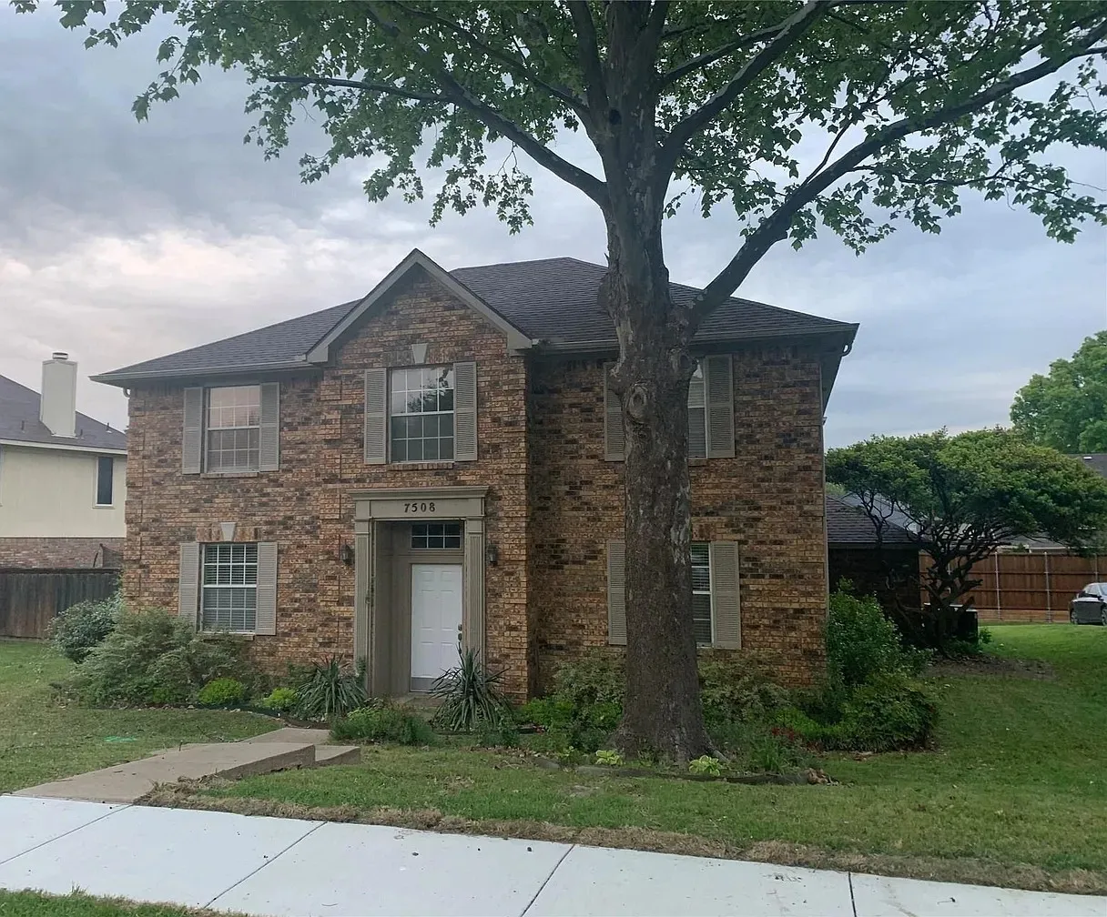 Single Family Residence For Rent in Collin County , 7508 Crested Butte Drive, Plano, Texas 75025, 4 Bedrooms, 3 Bathrooms, 2 Garage spaces, 2,945 Sqft, built in 1988, Price $3,573, mls#21290035, Real Estate Agent in Plano, Homes For Rent in Collin county, Homes For Rent in Plano, Realtor in Plano Texas, Real Estate Brokerage Independent Realty Texas, Luminita Cordes Realtor