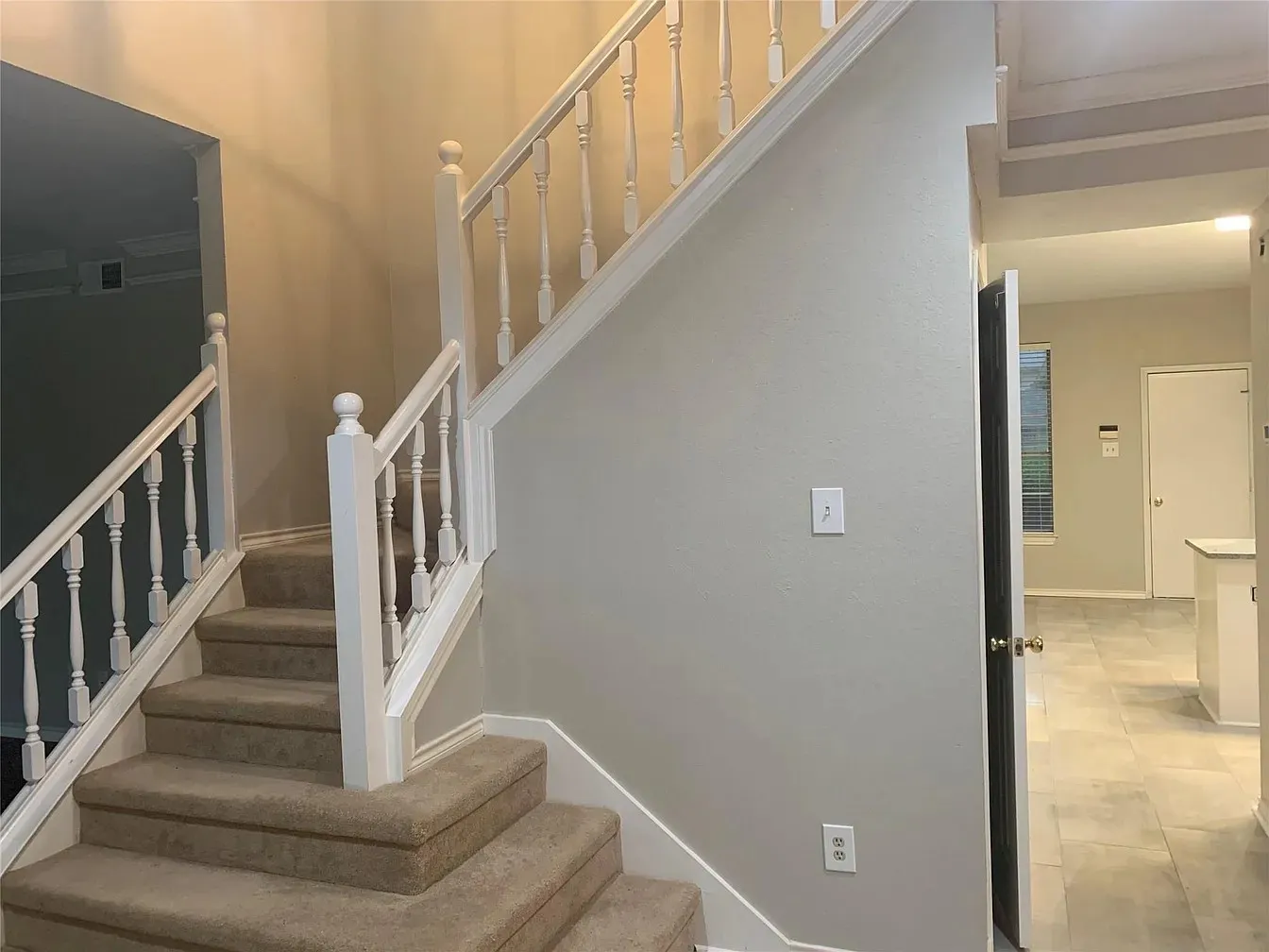 Single Family Residence For Rent in Collin County , 7508 Crested Butte Drive, Plano, Texas 75025, 4 Bedrooms, 3 Bathrooms, 2 Garage spaces, 2,945 Sqft, built in 1988, Price $3,573, mls#21290035, Real Estate Agent in Plano, Homes For Rent in Collin county, Homes For Rent in Plano, Realtor in Plano Texas, Real Estate Brokerage Independent Realty Texas, Luminita Cordes Realtor