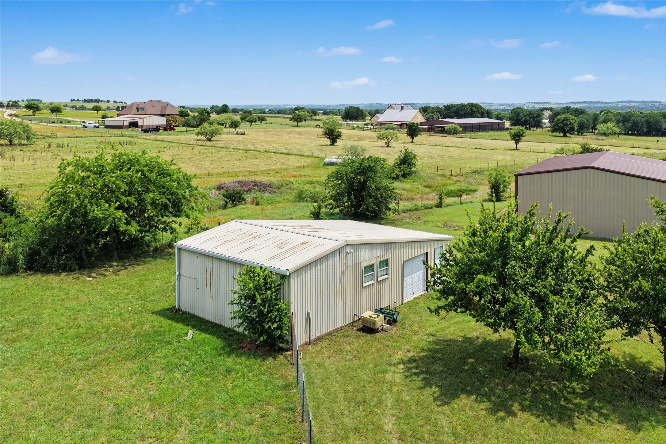 Single Family Residence For Sale in Parker County , 130 Aledo Grove Court, Fort Worth, Texas 76126, 3 Bedroom, 3 Bathroom, 3 Garage spaces, 2,798 Sqft, built in 2005, mls#21288028, Real Estate Agent in Fort Worth, Homes For Sale in Parker county, Homes For Sale in Fort Worth, Realtor in Fort Worth Texas, Real Estate Brokerage Independent Realty Texas, Luminita Cordes Realtor