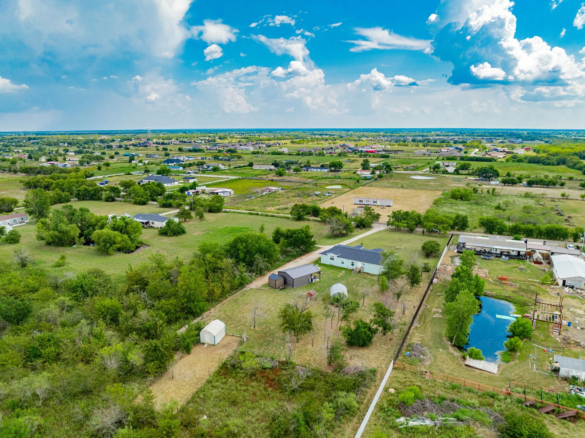 Mobile Home For Sale in Hunt County , 4510 County Road 2596, Royse City, Texas 75189, 3 Bedroom, 3 Bathroom, Garage spaces, 2,952 Sqft, built in 2005, mls#21288893, Real Estate Agent in Royse City, Homes For Sale in Hunt county, Homes For Sale in Royse City, Realtor in Royse City Texas, Real Estate Brokerage Independent Realty Texas, Luminita Cordes Realtor