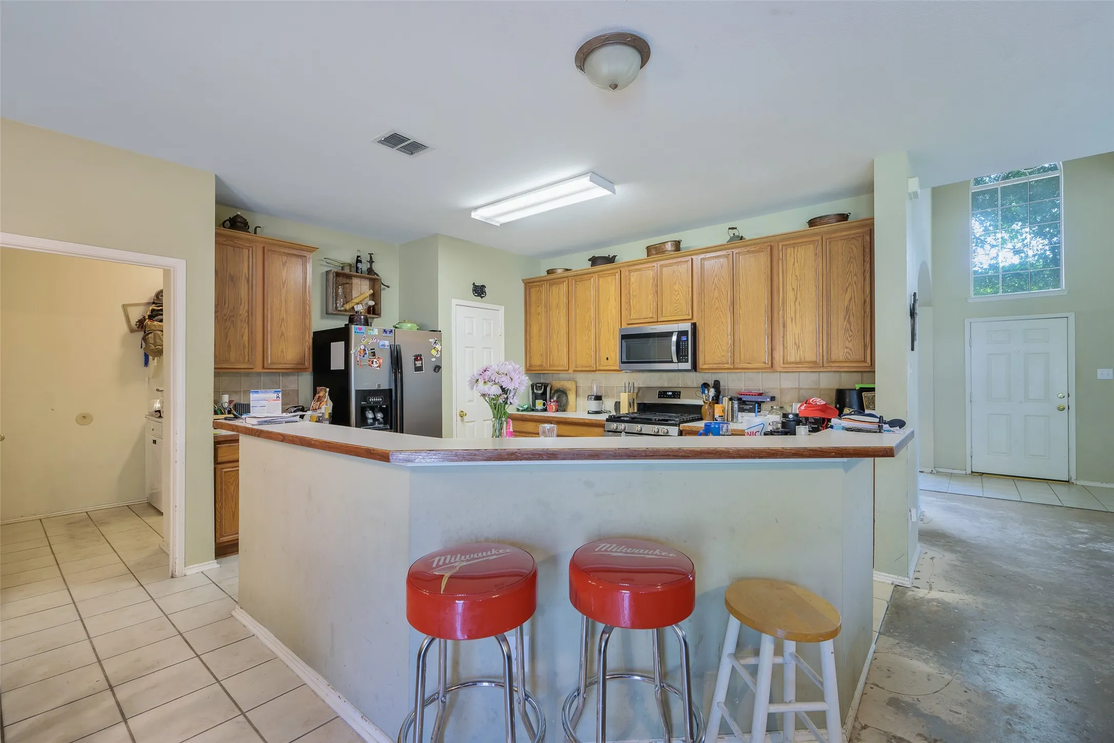 Single Family Residence For Sale in Collin County , 211 Mineral Springs Drive, Allen, Texas 75002, 4 Bedroom, 3 Bathroom, 3 Garage spaces, 2,617 Sqft, built in 2003, mls#21289000, Real Estate Agent in Allen, Homes For Sale in Collin county, Homes For Sale in Allen, Realtor in Allen Texas, Real Estate Brokerage Independent Realty Texas, Luminita Cordes Realtor