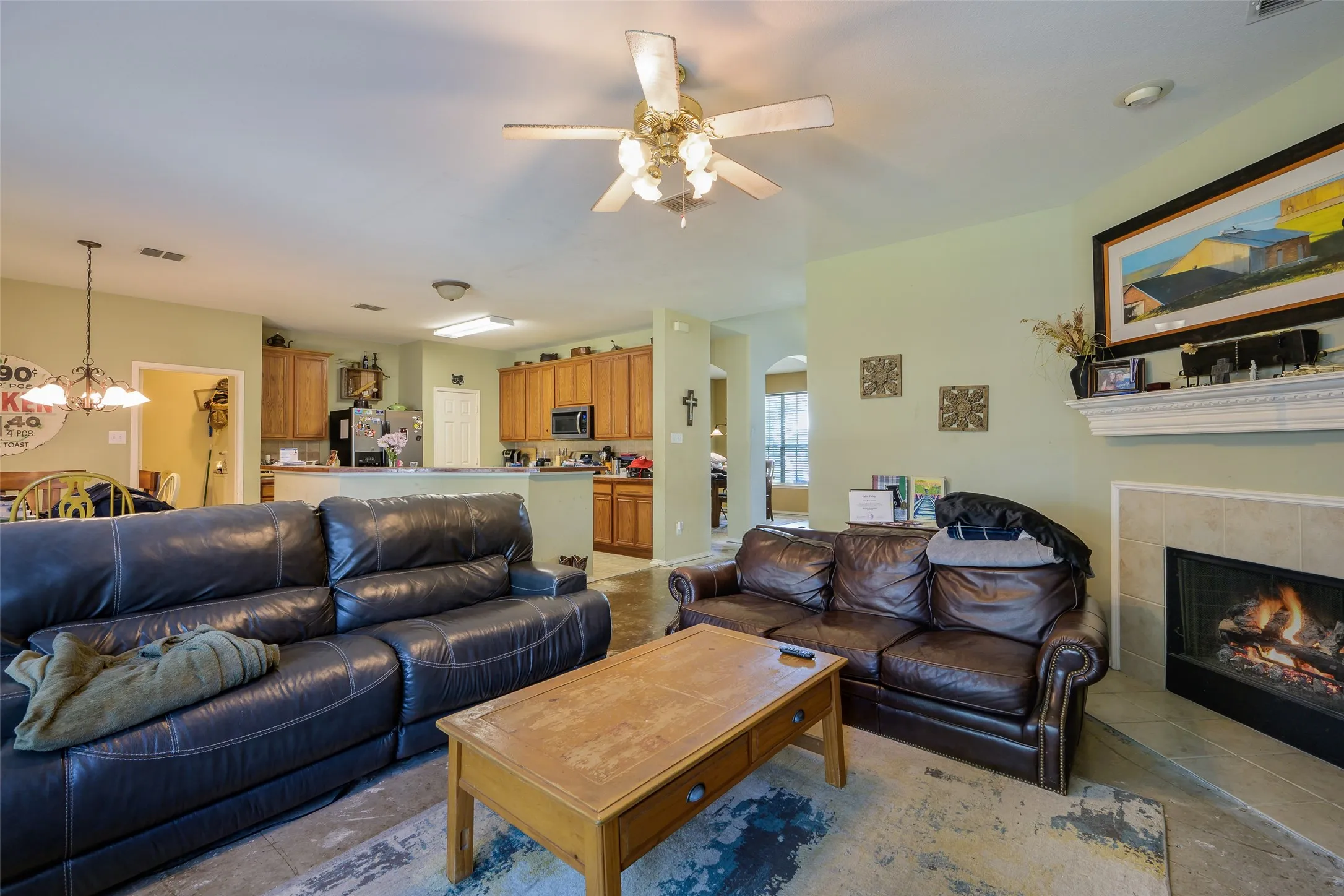 Single Family Residence For Sale in Collin County , 211 Mineral Springs Drive, Allen, Texas 75002, 4 Bedroom, 3 Bathroom, 3 Garage spaces, 2,617 Sqft, built in 2003, mls#21289000, Real Estate Agent in Allen, Homes For Sale in Collin county, Homes For Sale in Allen, Realtor in Allen Texas, Real Estate Brokerage Independent Realty Texas, Luminita Cordes Realtor