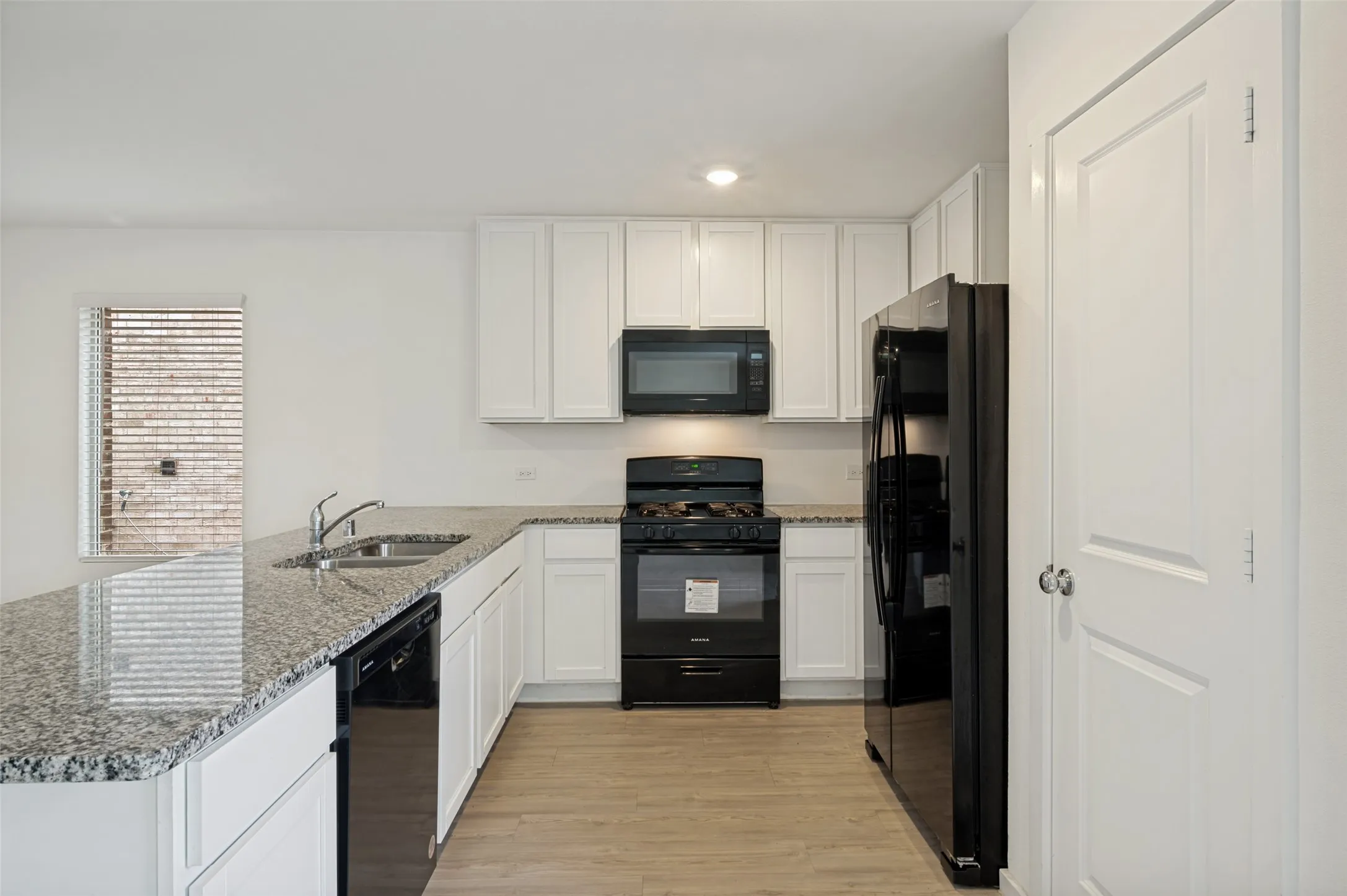 Single Family Residence For Rent in Denton County , 213 Adelina Drive, Little Elm, Texas 75068, 4 Bedroom, 3 Bathroom, 2 Garage spaces, 2,067 Sqft, built in 2024, mls#21289700, Real Estate Agent in Little Elm, Homes For Rent in Denton county, Homes For Rent in Little Elm, Realtor in Little Elm Texas, Real Estate Brokerage Independent Realty Texas, Luminita Cordes Realtor