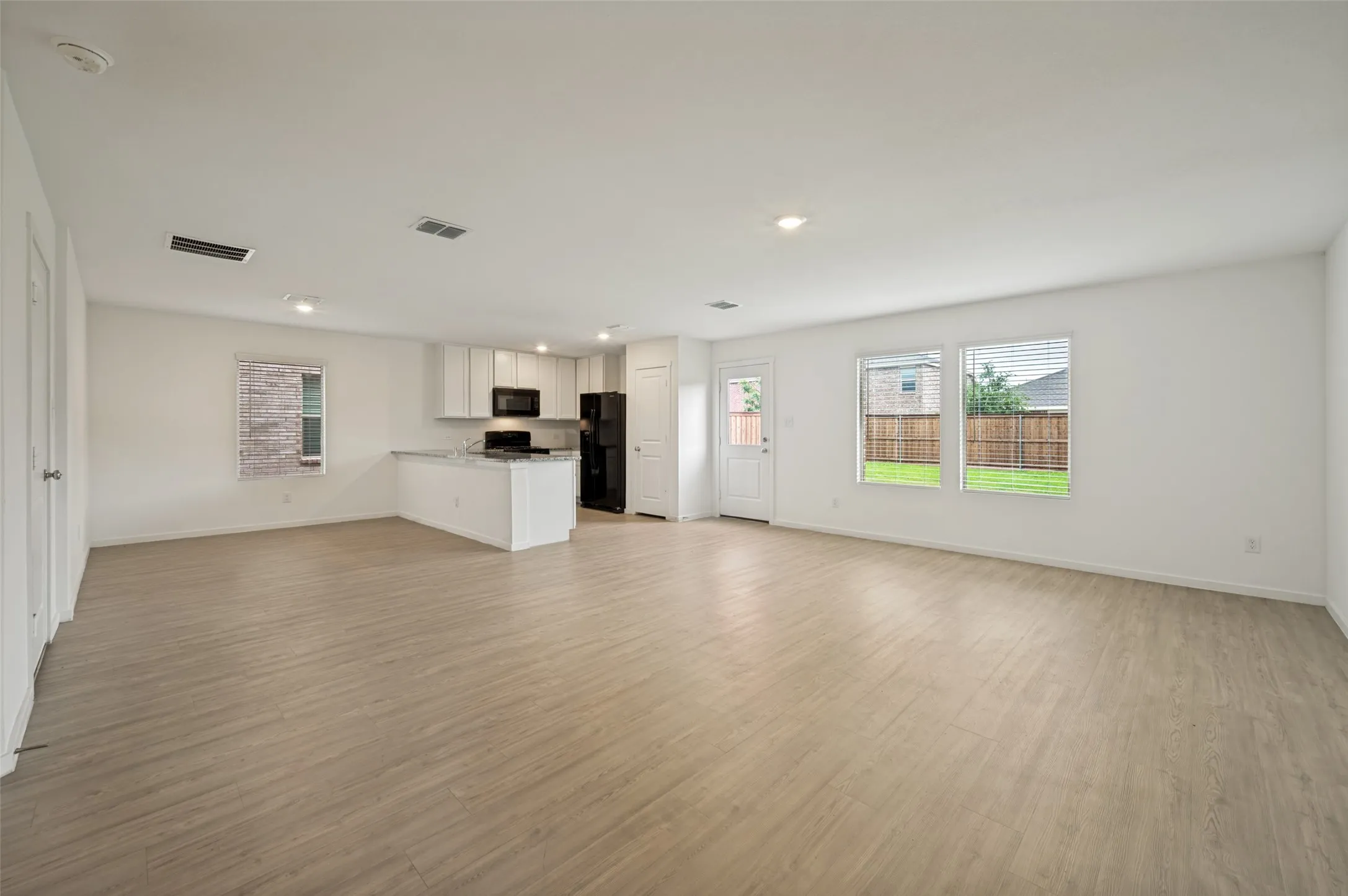 Single Family Residence For Rent in Denton County , 213 Adelina Drive, Little Elm, Texas 75068, 4 Bedroom, 3 Bathroom, 2 Garage spaces, 2,067 Sqft, built in 2024, mls#21289700, Real Estate Agent in Little Elm, Homes For Rent in Denton county, Homes For Rent in Little Elm, Realtor in Little Elm Texas, Real Estate Brokerage Independent Realty Texas, Luminita Cordes Realtor