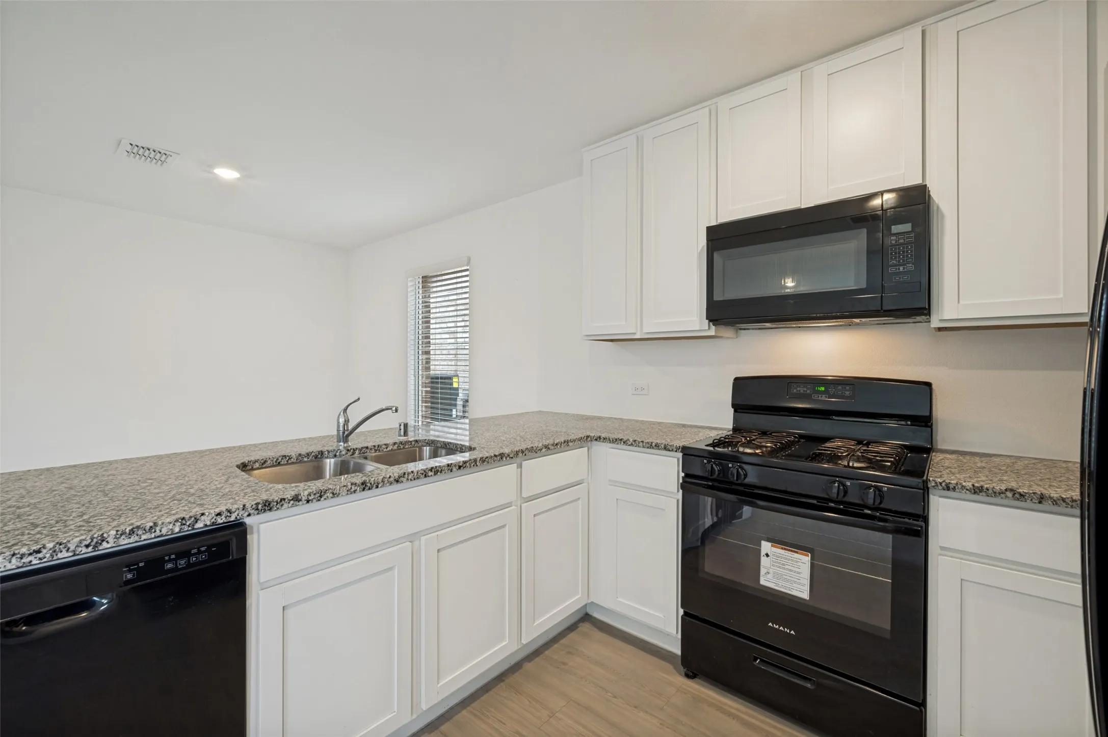 Single Family Residence For Rent in Denton County , 213 Adelina Drive, Little Elm, Texas 75068, 4 Bedroom, 3 Bathroom, 2 Garage spaces, 2,067 Sqft, built in 2024, mls#21289700, Real Estate Agent in Little Elm, Homes For Rent in Denton county, Homes For Rent in Little Elm, Realtor in Little Elm Texas, Real Estate Brokerage Independent Realty Texas, Luminita Cordes Realtor