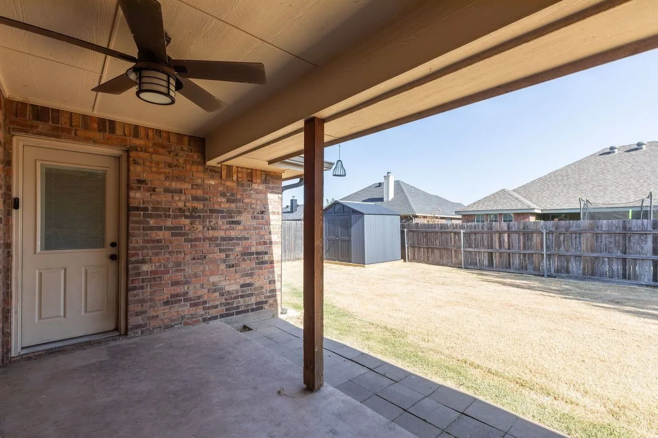 Single Family Residence For Rent in Taylor County , 1234 Briar Cliff Path, Abilene, Texas 79602, 4 Bedroom, 2 Bathroom, 2 Garage spaces, 1,801 Sqft, built in 2014, mls#21290065, Real Estate Agent in Abilene, Homes For Rent in Taylor county, Homes For Rent in Abilene, Realtor in Abilene Texas, Real Estate Brokerage Independent Realty Texas, Luminita Cordes Realtor