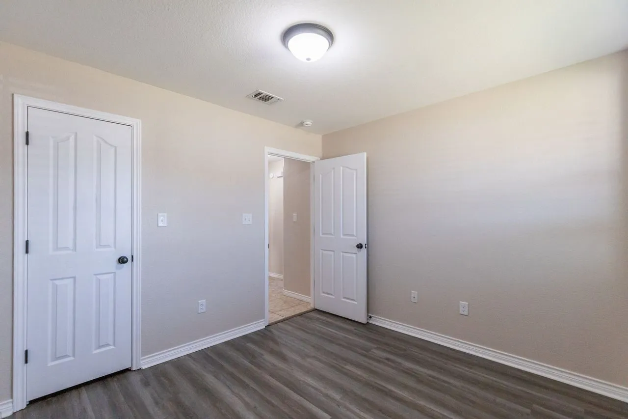 Single Family Residence For Rent in Taylor County , 1234 Briar Cliff Path, Abilene, Texas 79602, 4 Bedroom, 2 Bathroom, 2 Garage spaces, 1,801 Sqft, built in 2014, mls#21290065, Real Estate Agent in Abilene, Homes For Rent in Taylor county, Homes For Rent in Abilene, Realtor in Abilene Texas, Real Estate Brokerage Independent Realty Texas, Luminita Cordes Realtor