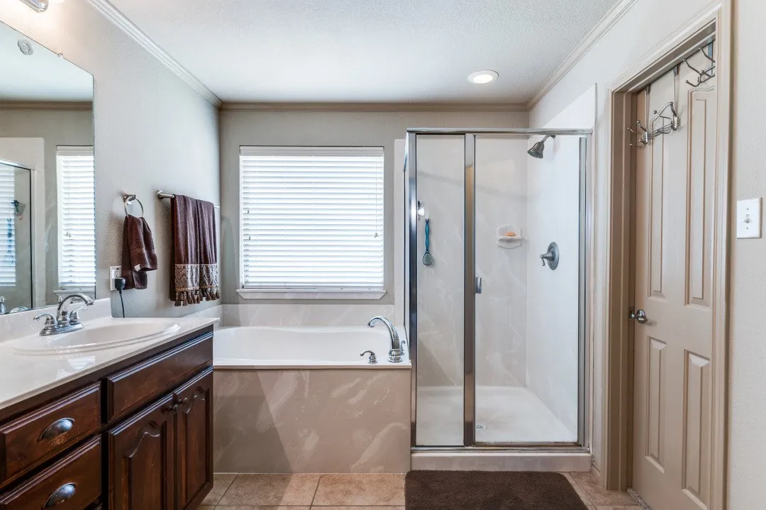 Single Family Residence For Sale in Tarrant County , 5017 Britton Ridge Lane, Fort Worth, Texas 76179, 4 Bedroom, 3 Bathroom, 2 Garage spaces, 2,462 Sqft, built in 2008, mls#21290094, Real Estate Agent in Fort Worth, Homes For Sale in Tarrant county, Homes For Sale in Fort Worth, Realtor in Fort Worth Texas, Real Estate Brokerage Independent Realty Texas, Luminita Cordes Realtor