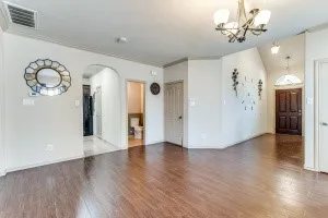 Single Family Residence For Sale in Tarrant County , 5017 Britton Ridge Lane, Fort Worth, Texas 76179, 4 Bedroom, 3 Bathroom, 2 Garage spaces, 2,462 Sqft, built in 2008, mls#21290094, Real Estate Agent in Fort Worth, Homes For Sale in Tarrant county, Homes For Sale in Fort Worth, Realtor in Fort Worth Texas, Real Estate Brokerage Independent Realty Texas, Luminita Cordes Realtor