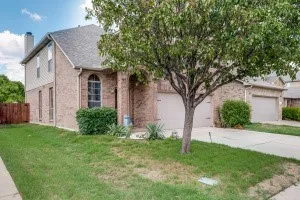 Single Family Residence For Sale in Tarrant County , 5017 Britton Ridge Lane, Fort Worth, Texas 76179, 4 Bedroom, 3 Bathroom, 2 Garage spaces, 2,462 Sqft, built in 2008, mls#21290094, Real Estate Agent in Fort Worth, Homes For Sale in Tarrant county, Homes For Sale in Fort Worth, Realtor in Fort Worth Texas, Real Estate Brokerage Independent Realty Texas, Luminita Cordes Realtor
