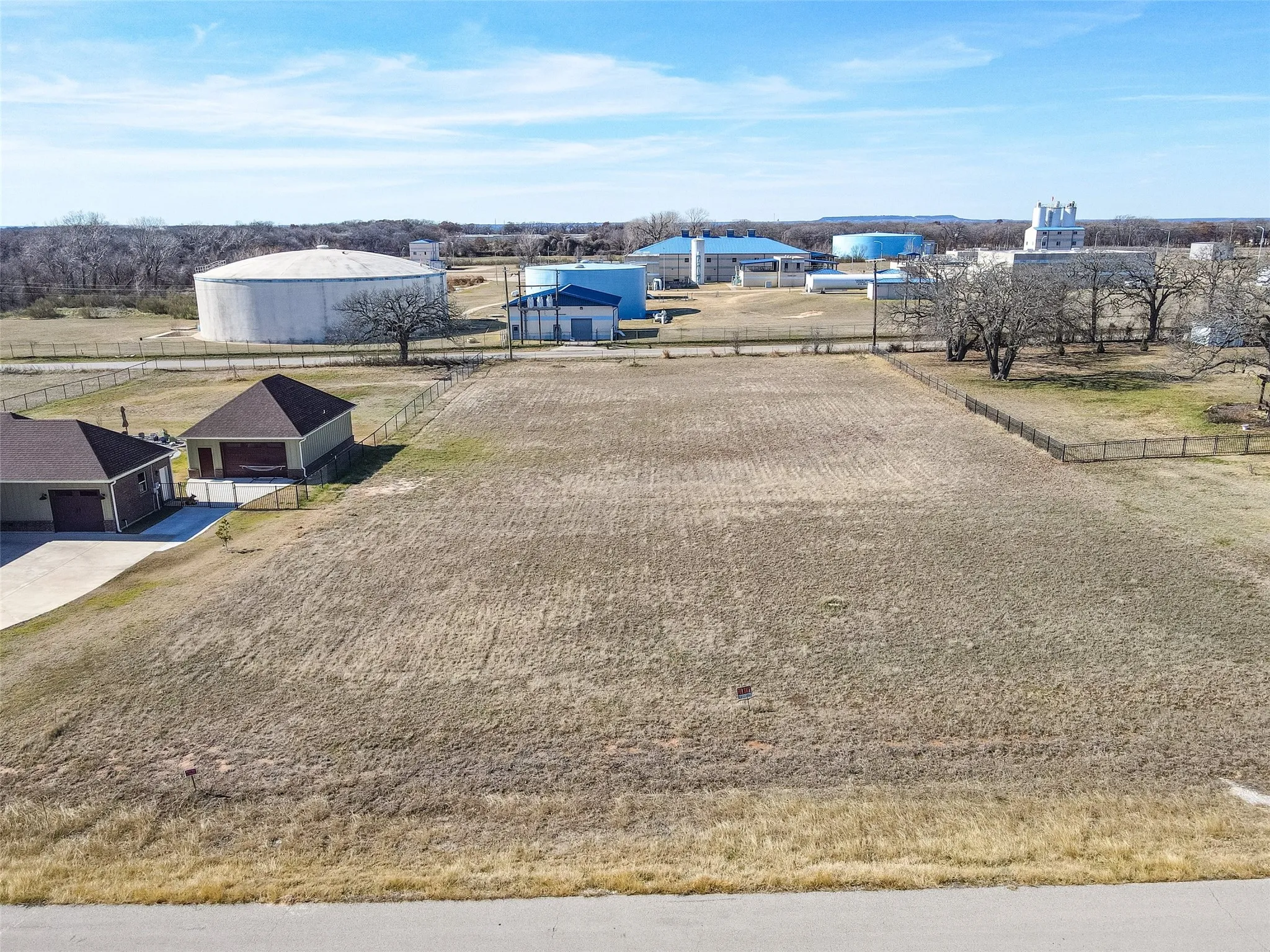 Unimproved Land For Sale in Hood County , 209 Maverick Court, Granbury, Texas 76049, 0, 0, Garage spaces, 0 Sqft, built in 0, Price $100,000, mls#21289878, Real Estate Agent in Granbury, Homes For Sale in Hood county, Homes For Sale in Granbury, Realtor in Granbury Texas, Real Estate Brokerage Independent Realty Texas, Luminita Cordes Realtor