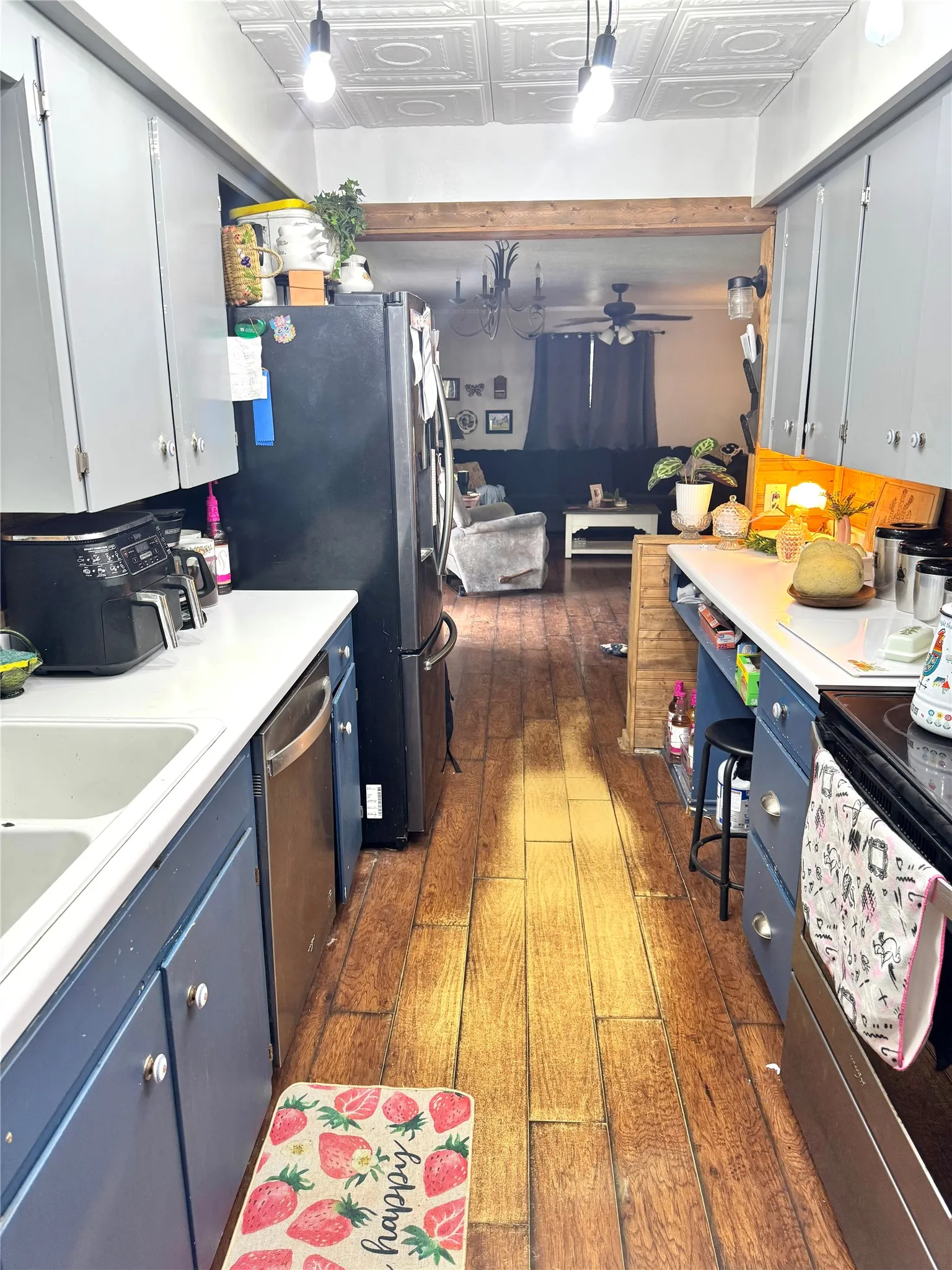 Single Family Residence For Sale in Hardeman County , 705 Loop Road, Quanah, Texas 79252, 5 Bedrooms, 3 Bathrooms, 1 Garage spaces, 1,962 Sqft, built in 1962, Price $330,000, mls#21290059, Real Estate Agent in Quanah, Homes For Sale in Hardeman county, Homes For Sale in Quanah, Realtor in Quanah Texas, Real Estate Brokerage Independent Realty Texas, Luminita Cordes Realtor