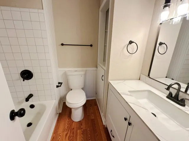 Single Family Residence For Sale in Upshur County , 300 Pine Street, Ore City, Texas 75683, 4 Bedroom, 2 Bathroom, Garage spaces, 2,726 Sqft, built in 1970, mls#21290031, Real Estate Agent in Ore City, Homes For Sale in Upshur county, Homes For Sale in Ore City, Realtor in Ore City Texas, Real Estate Brokerage Independent Realty Texas, Luminita Cordes Realtor
