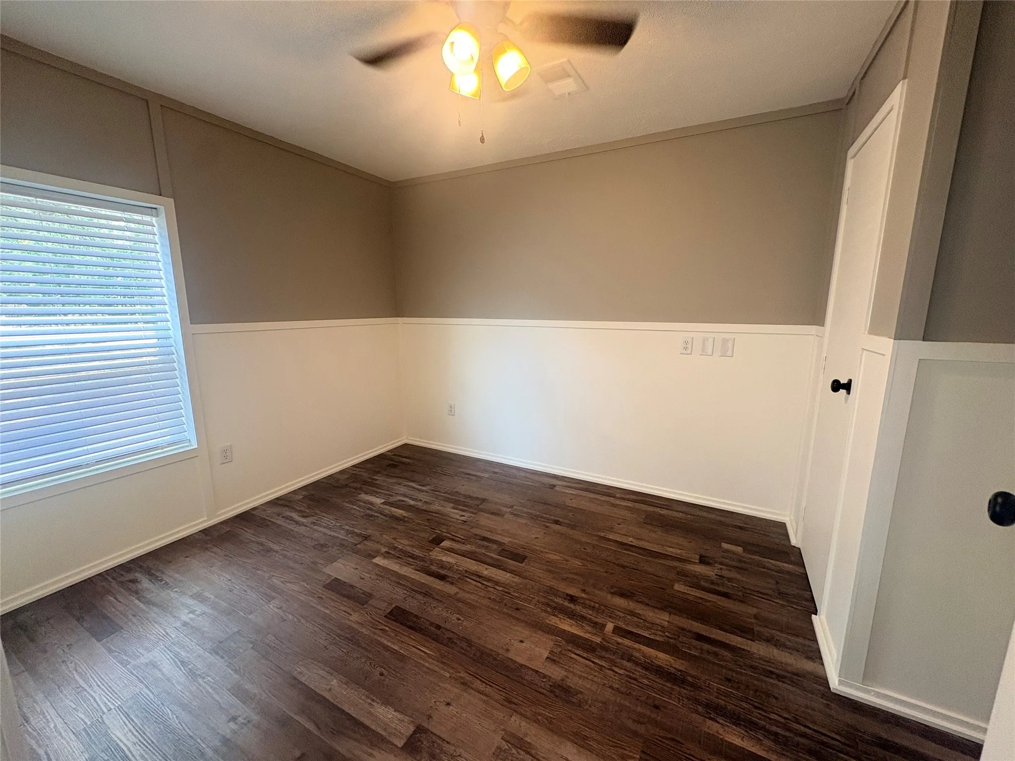 Mobile Home For Sale in Bowie County , 13152 7th Street, Redwater, Texas 75567, 2 Bedroom, 1 Bathroom, Garage spaces, 728 Sqft, built in 2017, mls#21290127, Real Estate Agent in Redwater, Homes For Sale in Bowie county, Homes For Sale in Redwater, Realtor in Redwater Texas, Real Estate Brokerage Independent Realty Texas, Luminita Cordes Realtor
