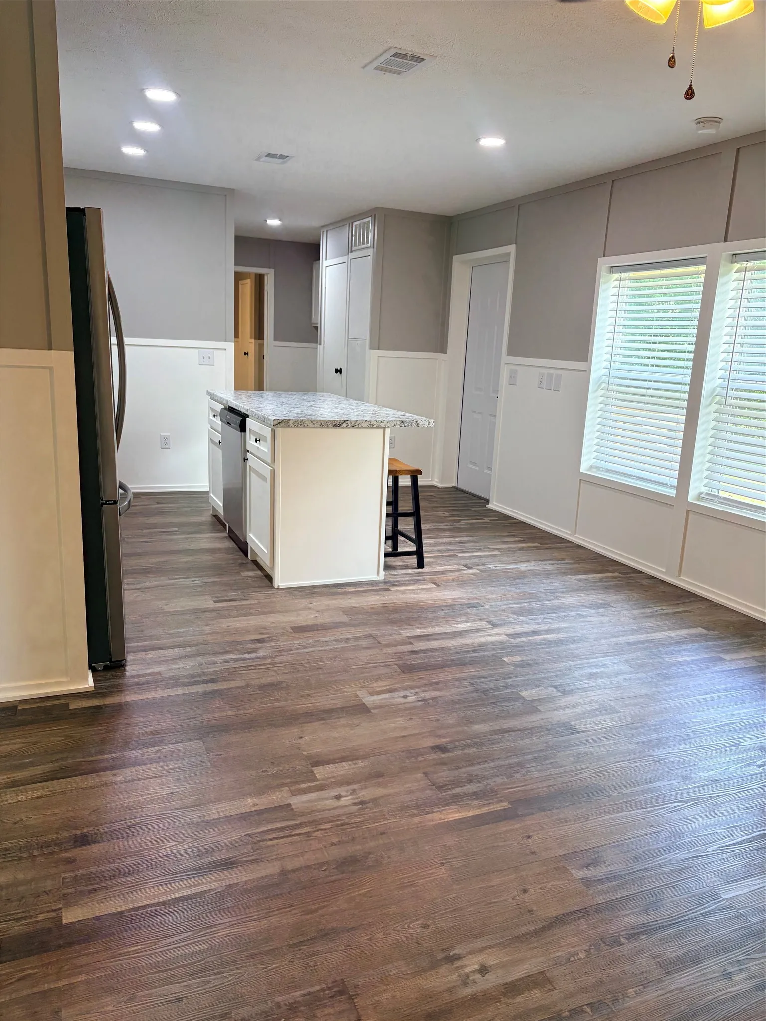 Mobile Home For Sale in Bowie County , 13152 7th Street, Redwater, Texas 75567, 2 Bedroom, 1 Bathroom, Garage spaces, 728 Sqft, built in 2017, mls#21290127, Real Estate Agent in Redwater, Homes For Sale in Bowie county, Homes For Sale in Redwater, Realtor in Redwater Texas, Real Estate Brokerage Independent Realty Texas, Luminita Cordes Realtor