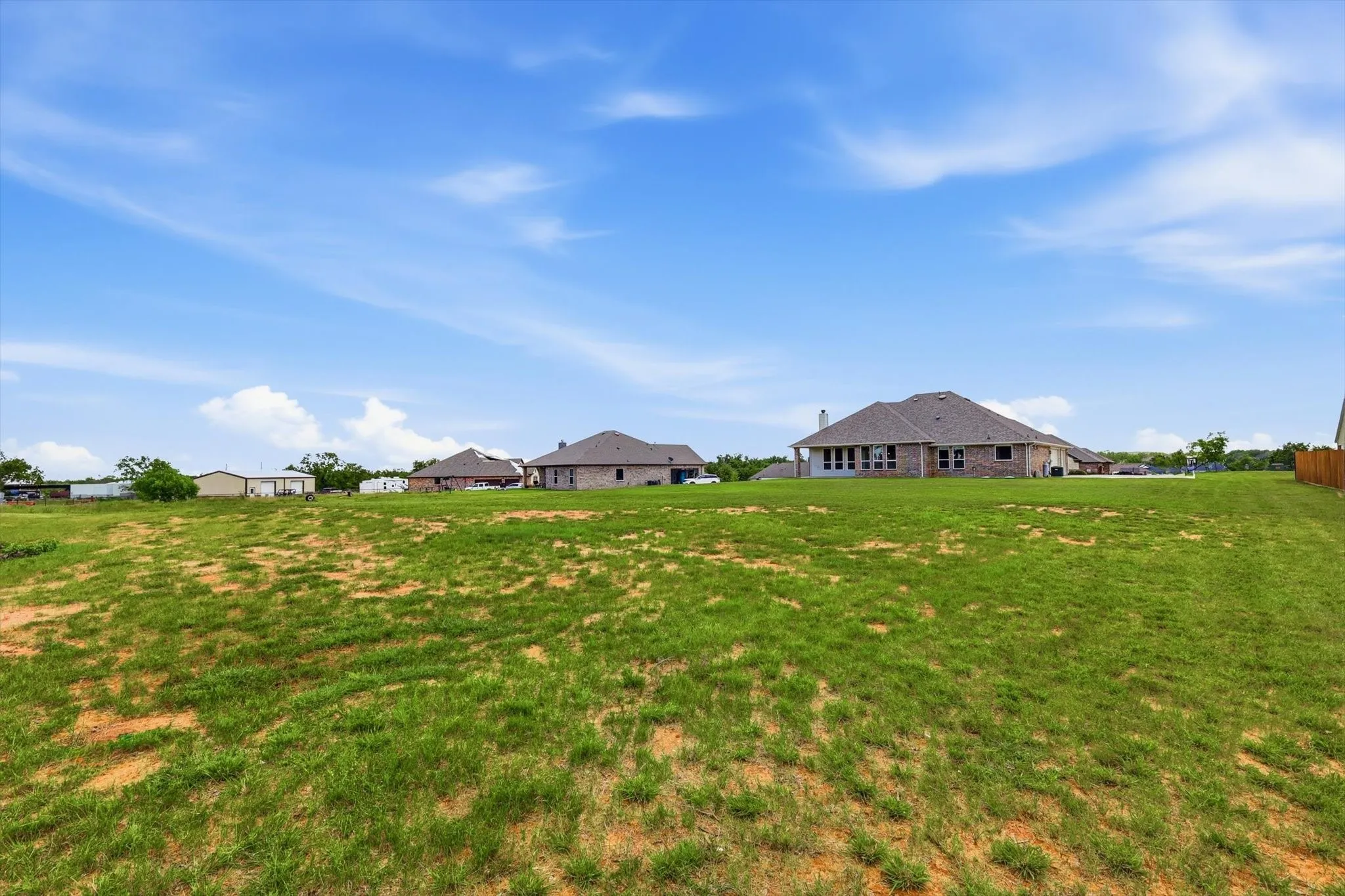 Single Family Residence For Sale in Parker County , 266 Odell Road, Springtown, Texas 76082, 3 Bedroom, 3 Bathroom, 3 Garage spaces, 2,335 Sqft, built in 2021, mls#21259097, Real Estate Agent in Springtown, Homes For Sale in Parker county, Homes For Sale in Springtown, Realtor in Springtown Texas, Real Estate Brokerage Independent Realty Texas, Luminita Cordes Realtor