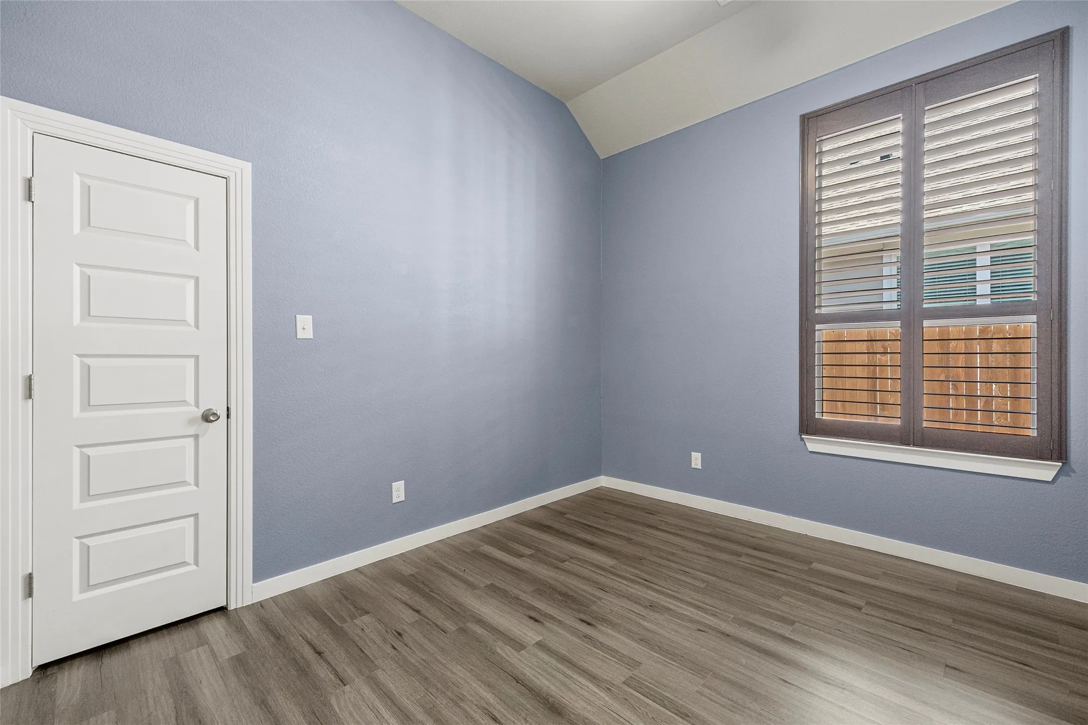 Single Family Residence For Sale in Rockwall County , 4034 Lagoon Place, Royse City, Texas 75189, 4 Bedroom, 3 Bathroom, 2 Garage spaces, 2,286 Sqft, built in 2019, mls#21284875, Real Estate Agent in Royse City, Homes For Sale in Rockwall county, Homes For Sale in Royse City, Realtor in Royse City Texas, Real Estate Brokerage Independent Realty Texas, Luminita Cordes Realtor