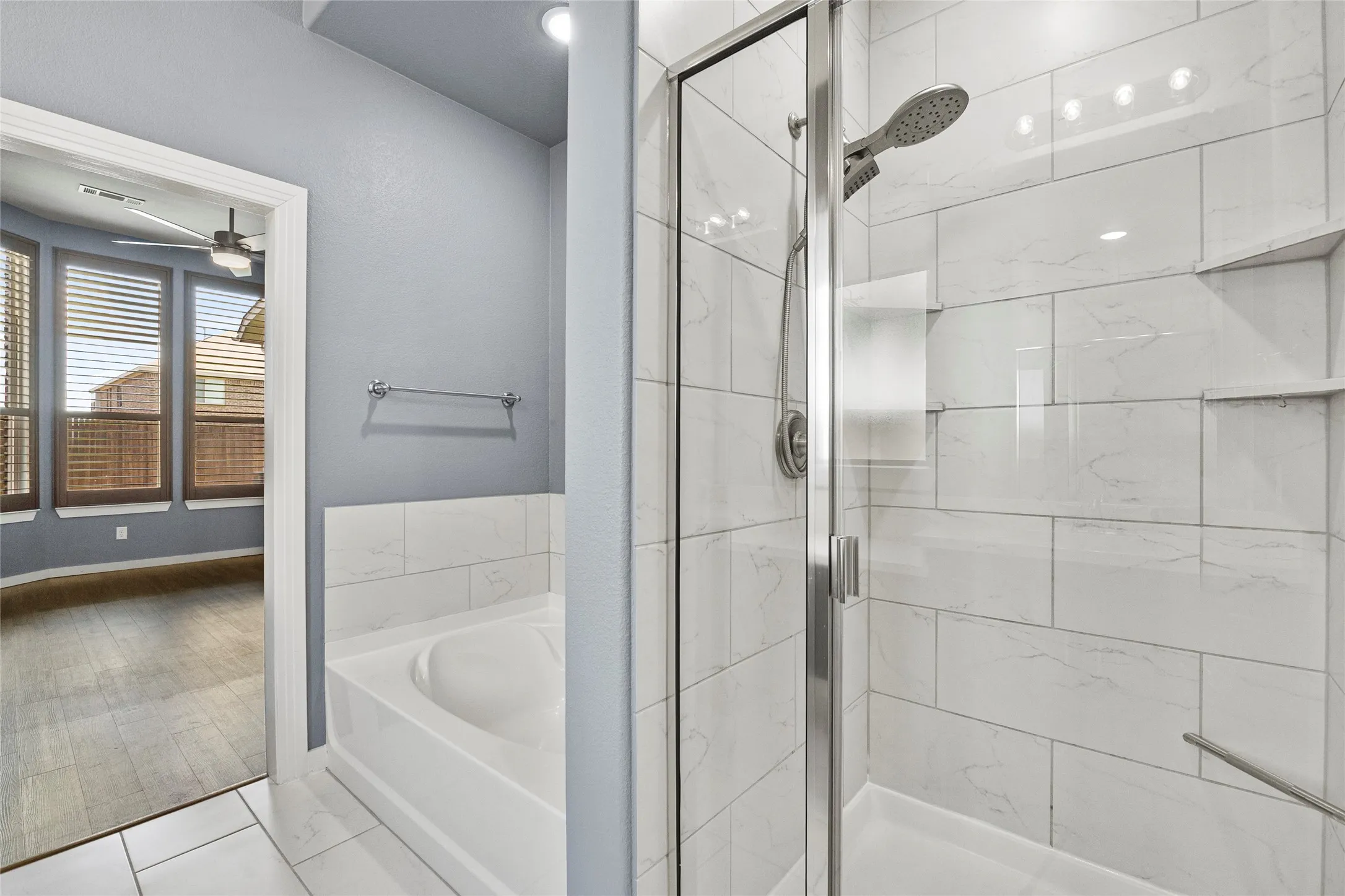 Single Family Residence For Sale in Rockwall County , 4034 Lagoon Place, Royse City, Texas 75189, 4 Bedroom, 3 Bathroom, 2 Garage spaces, 2,286 Sqft, built in 2019, mls#21284875, Real Estate Agent in Royse City, Homes For Sale in Rockwall county, Homes For Sale in Royse City, Realtor in Royse City Texas, Real Estate Brokerage Independent Realty Texas, Luminita Cordes Realtor