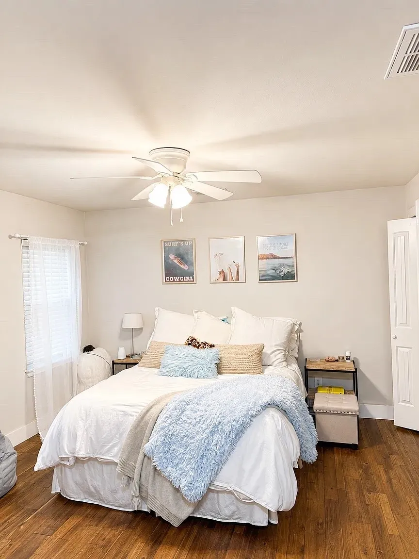 Single Family Residence For Rent in Tarrant County , 2804 W Biddison Street, Fort Worth, Texas 76109, 4 Bedroom, 3 Bathroom, Garage spaces, 2,200 Sqft, built in 1947, mls#21280475, Real Estate Agent in Fort Worth, Homes For Rent in Tarrant county, Homes For Rent in Fort Worth, Realtor in Fort Worth Texas, Real Estate Brokerage Independent Realty Texas, Luminita Cordes Realtor