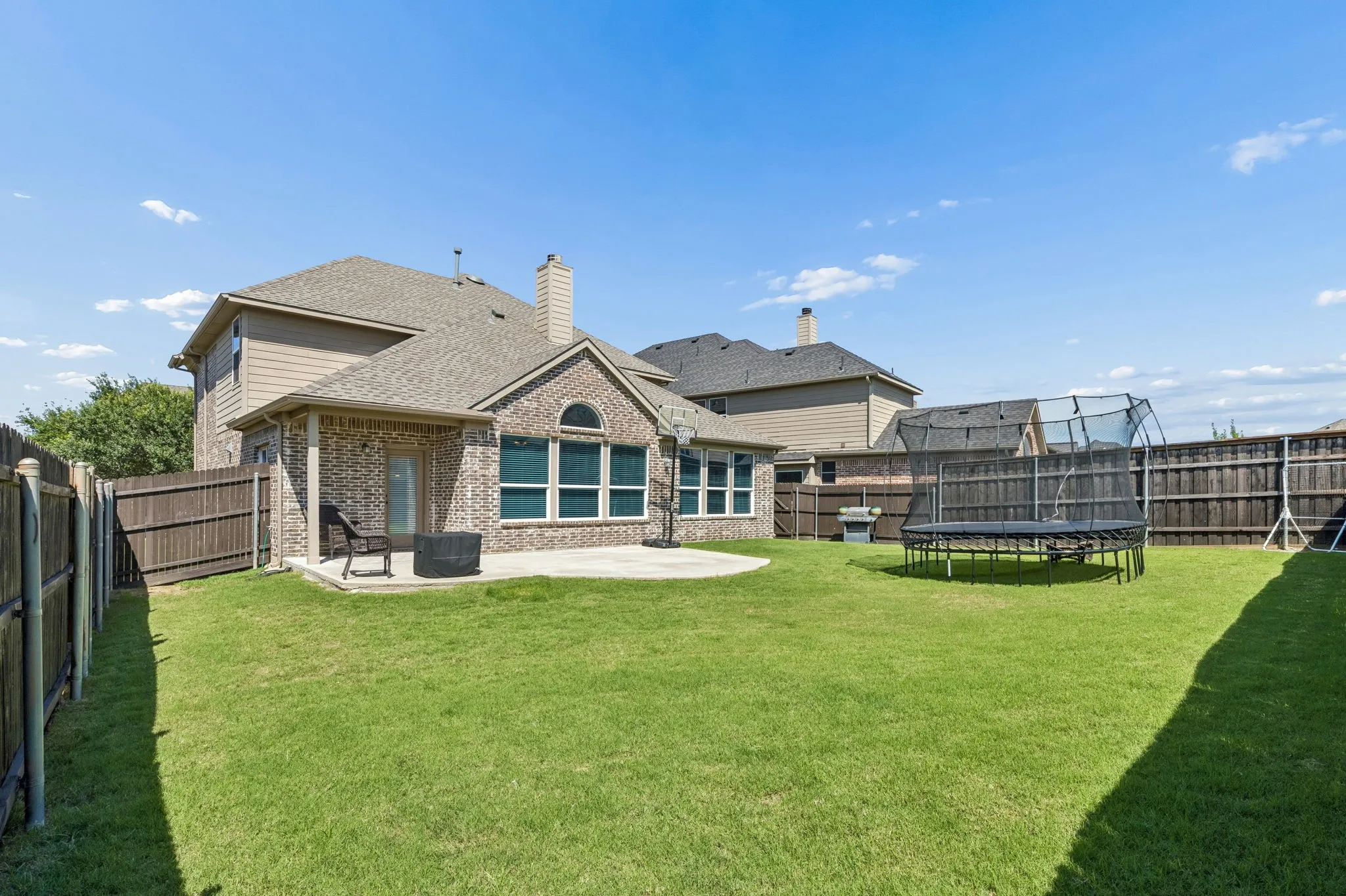 Single Family Residence For Sale in Denton County , 2452 Elm Valley Drive, Little Elm, Texas 75068, 4 Bedroom, 3 Bathroom, 2 Garage spaces, 2,645 Sqft, built in 2013, mls#21287780, Real Estate Agent in Little Elm, Homes For Sale in Denton county, Homes For Sale in Little Elm, Realtor in Little Elm Texas, Real Estate Brokerage Independent Realty Texas, Luminita Cordes Realtor