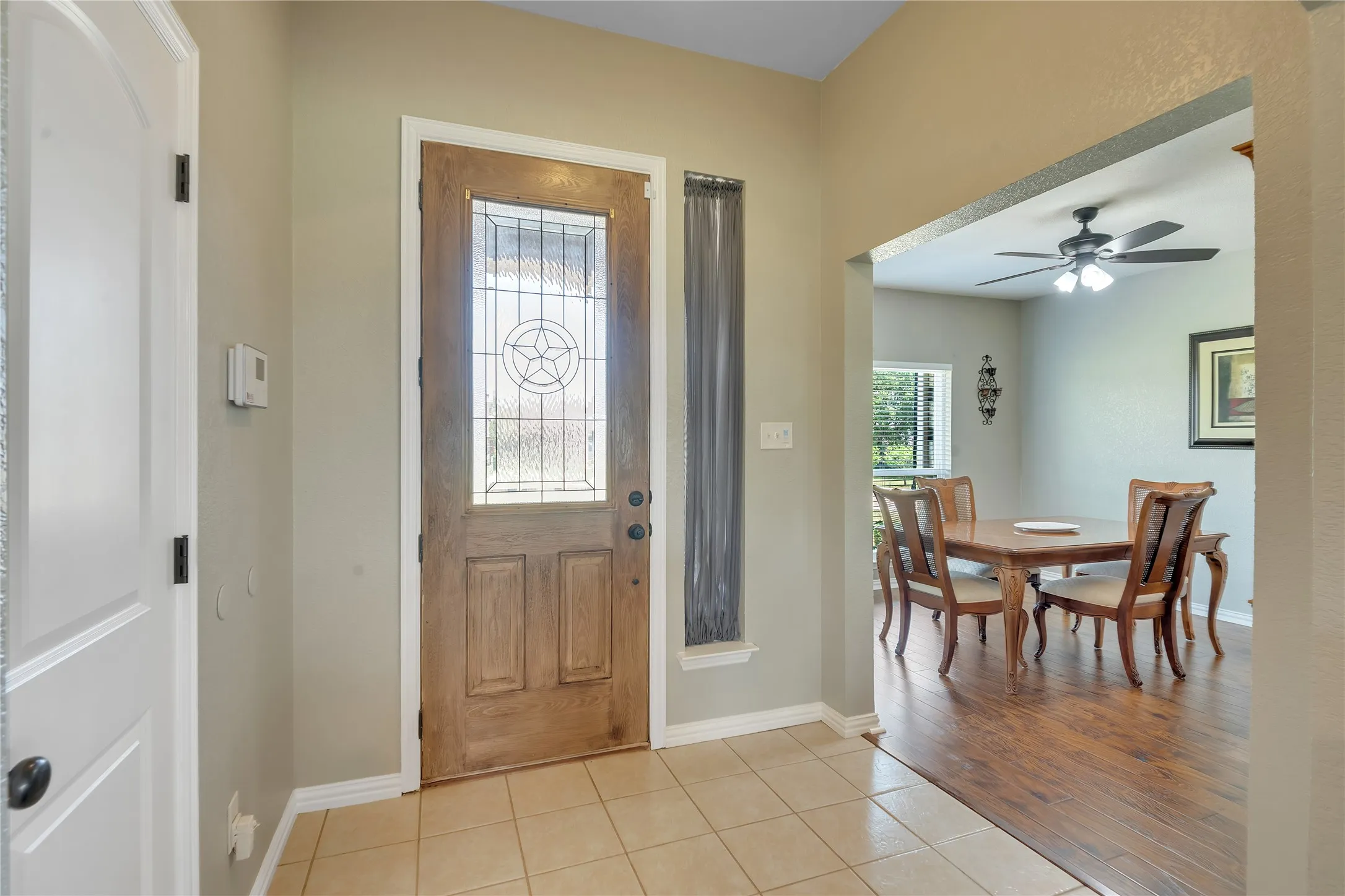 Single Family Residence For Sale in Parker County , 109 Falcons Eye Court, Weatherford, Texas 76087, 3 Bedroom, 2 Bathroom, 2 Garage spaces, 2,059 Sqft, built in 2006, mls#21270222, Real Estate Agent in Weatherford, Homes For Sale in Parker county, Homes For Sale in Weatherford, Realtor in Weatherford Texas, Real Estate Brokerage Independent Realty Texas, Luminita Cordes Realtor