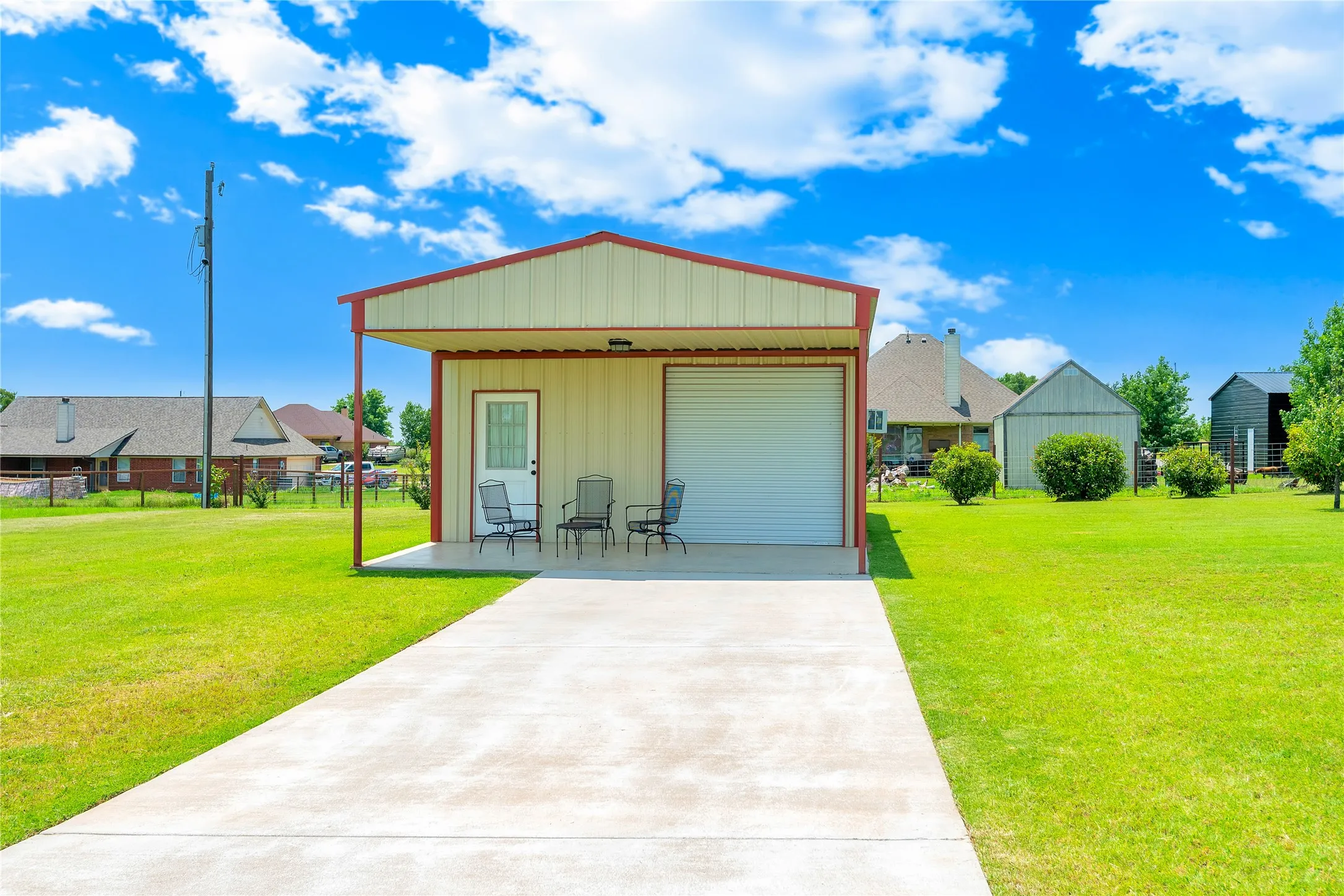 Single Family Residence For Sale in Parker County , 109 Falcons Eye Court, Weatherford, Texas 76087, 3 Bedroom, 2 Bathroom, 2 Garage spaces, 2,059 Sqft, built in 2006, mls#21270222, Real Estate Agent in Weatherford, Homes For Sale in Parker county, Homes For Sale in Weatherford, Realtor in Weatherford Texas, Real Estate Brokerage Independent Realty Texas, Luminita Cordes Realtor
