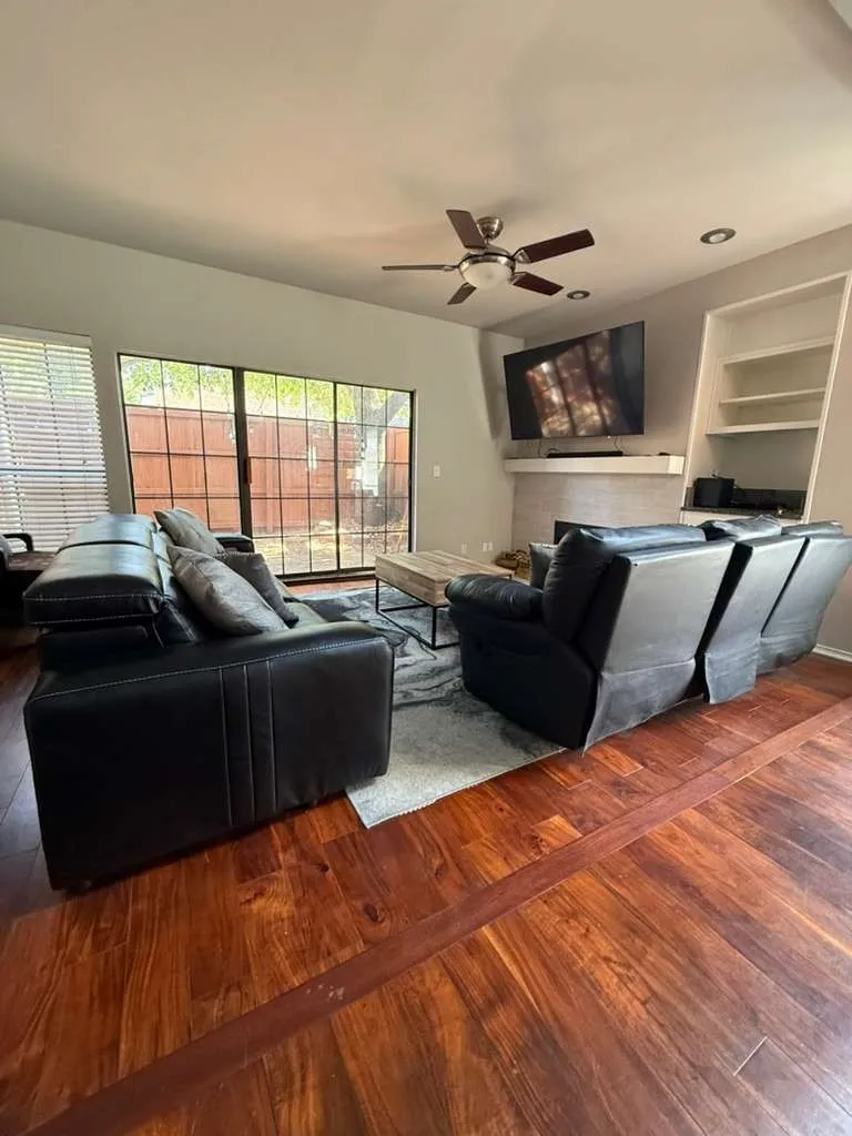 Condominium For Rent in Dallas County , 5100 Verde Valley Lane 137, Dallas, Texas 75254, 2 Bedroom, 3 Bathroom, Garage spaces, 1,510 Sqft, built in 1982, Price $2,400, mls#21290149, Real Estate Agent in Dallas, Homes For Rent in Dallas county, Homes For Rent in Dallas, Realtor in Dallas Texas, Real Estate Brokerage Independent Realty Texas, Luminita Cordes Realtor
