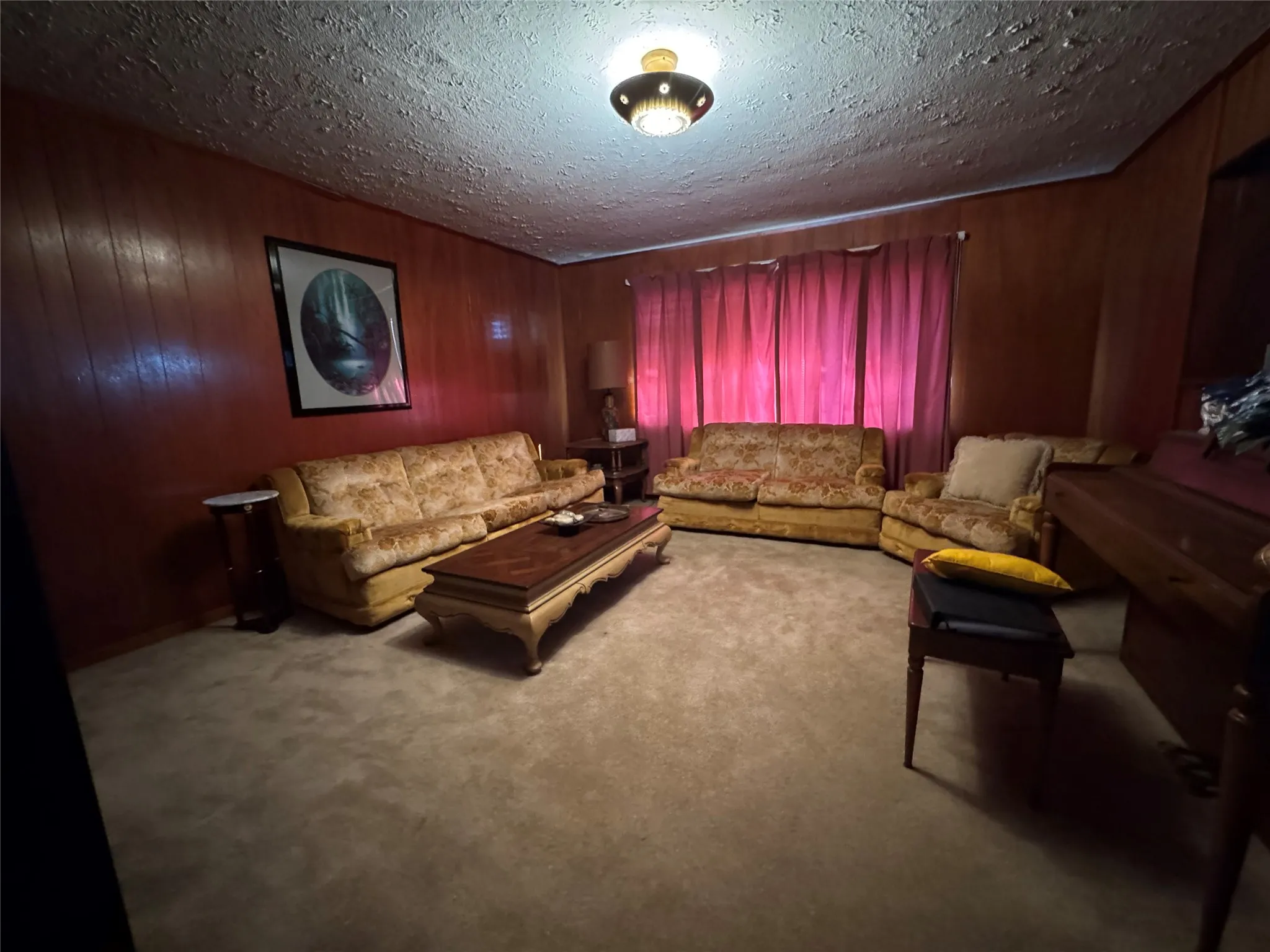 Single Family Residence For Sale in Wood County , 259 Lone Oak Drive, Hawkins, Texas 75765, 4 Bedroom, 2 Bathroom, 2 Garage spaces, 2,020 Sqft, built in 1970, mls#21290225, Real Estate Agent in Hawkins, Homes For Sale in Wood county, Homes For Sale in Hawkins, Realtor in Hawkins Texas, Real Estate Brokerage Independent Realty Texas, Luminita Cordes Realtor