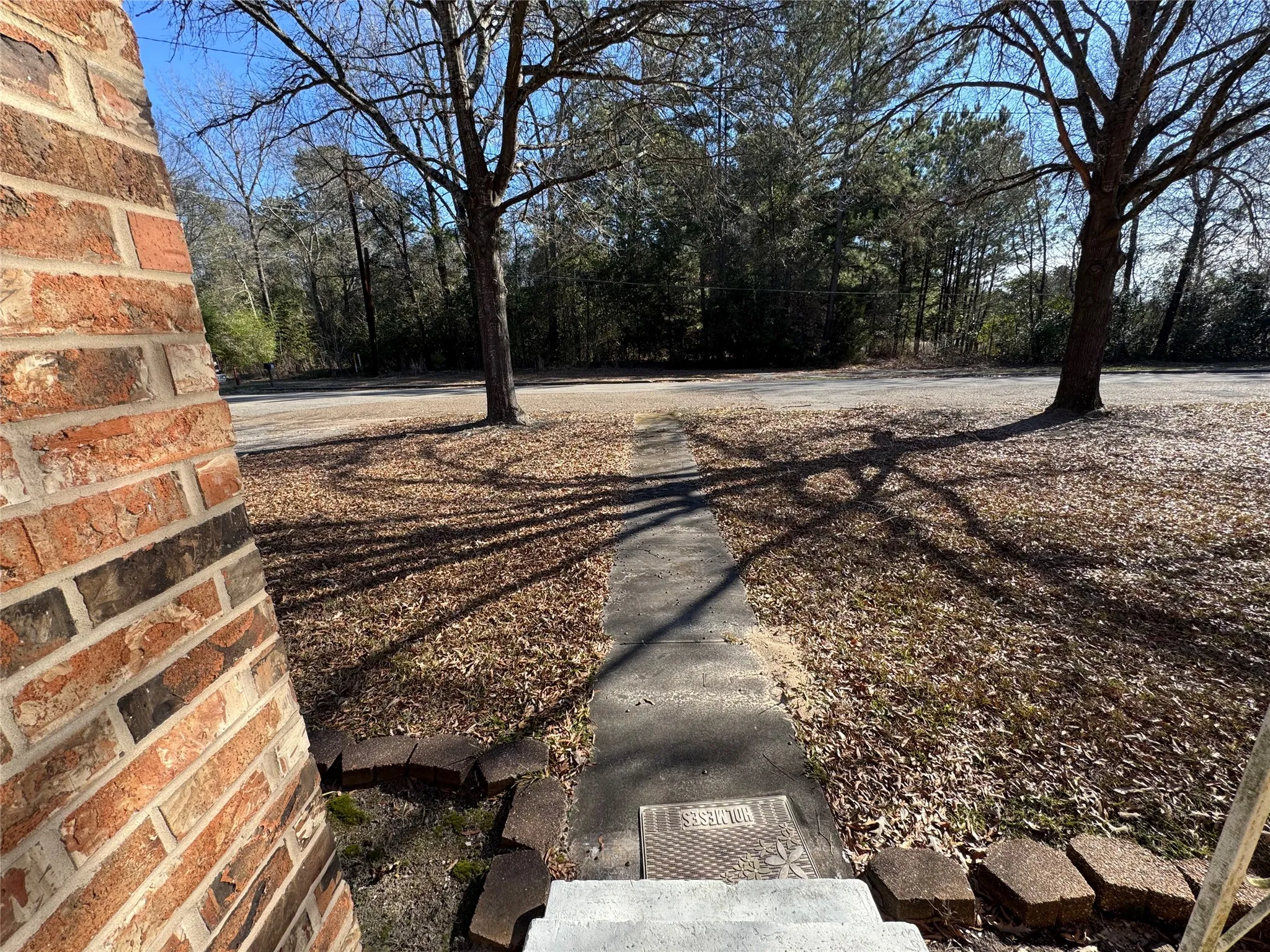Single Family Residence For Sale in Wood County , 259 Lone Oak Drive, Hawkins, Texas 75765, 4 Bedroom, 2 Bathroom, 2 Garage spaces, 2,020 Sqft, built in 1970, mls#21290225, Real Estate Agent in Hawkins, Homes For Sale in Wood county, Homes For Sale in Hawkins, Realtor in Hawkins Texas, Real Estate Brokerage Independent Realty Texas, Luminita Cordes Realtor