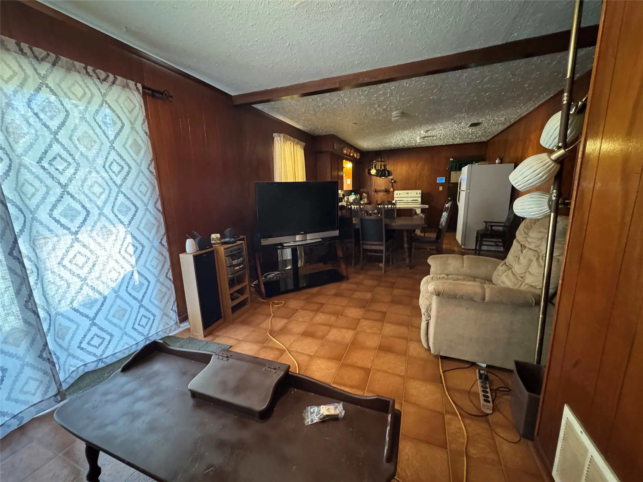 Single Family Residence For Sale in Wood County , 259 Lone Oak Drive, Hawkins, Texas 75765, 4 Bedroom, 2 Bathroom, 2 Garage spaces, 2,020 Sqft, built in 1970, mls#21290225, Real Estate Agent in Hawkins, Homes For Sale in Wood county, Homes For Sale in Hawkins, Realtor in Hawkins Texas, Real Estate Brokerage Independent Realty Texas, Luminita Cordes Realtor