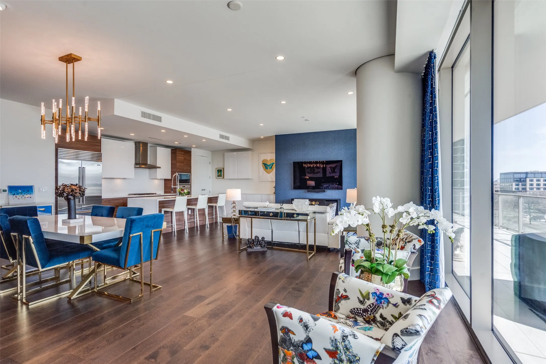 Condominium For Sale in Collin County , 7901 Windrose Avenue 504, Plano, Texas 75024, 3 Bedroom, 4 Bathroom, 2 Garage spaces, 2,589 Sqft, built in 2019, mls#21289376, Real Estate Agent in Plano, Homes For Sale in Collin county, Homes For Sale in Plano, Realtor in Plano Texas, Real Estate Brokerage Independent Realty Texas, Luminita Cordes Realtor
