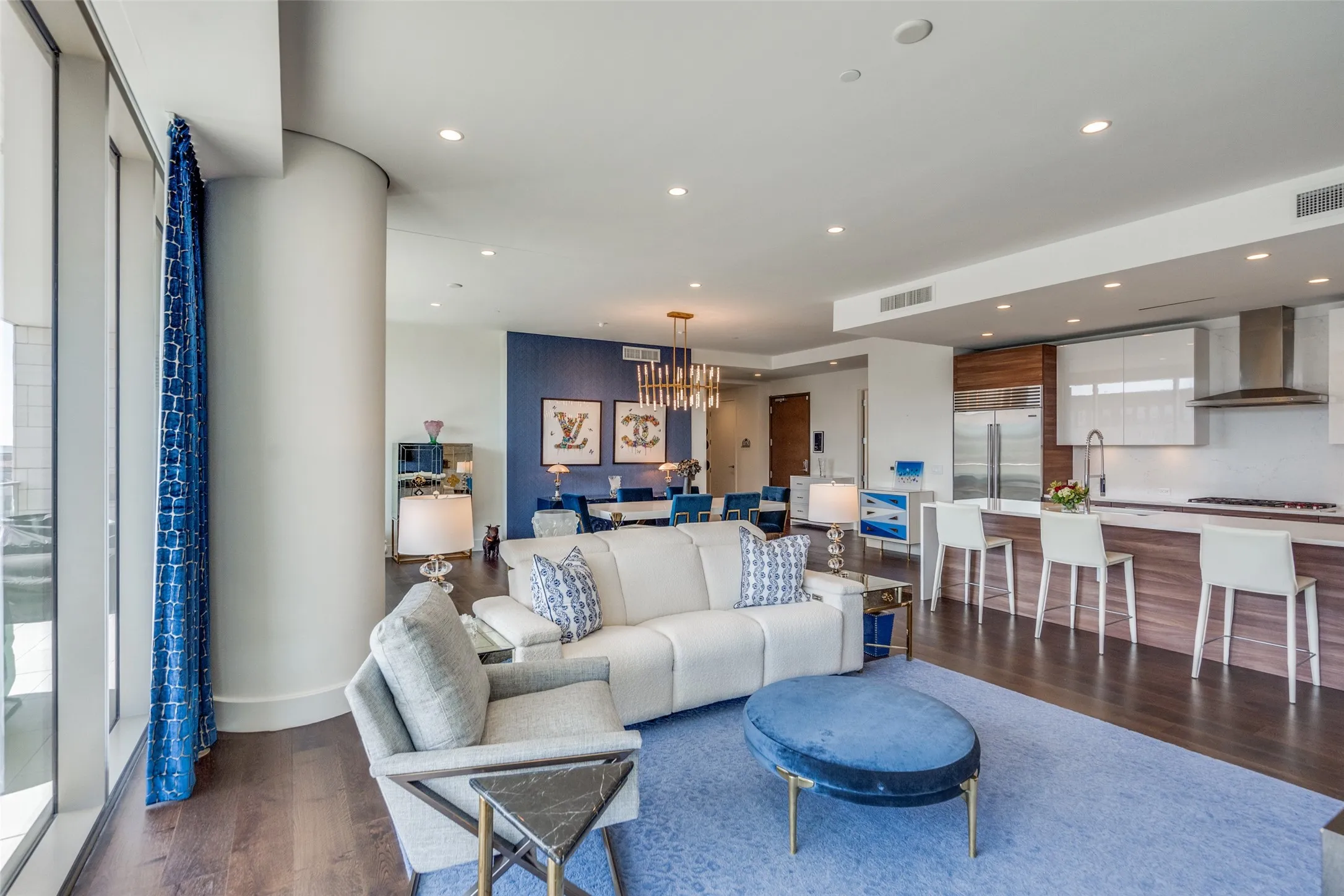 Condominium For Sale in Collin County , 7901 Windrose Avenue 504, Plano, Texas 75024, 3 Bedroom, 4 Bathroom, 2 Garage spaces, 2,589 Sqft, built in 2019, mls#21289376, Real Estate Agent in Plano, Homes For Sale in Collin county, Homes For Sale in Plano, Realtor in Plano Texas, Real Estate Brokerage Independent Realty Texas, Luminita Cordes Realtor