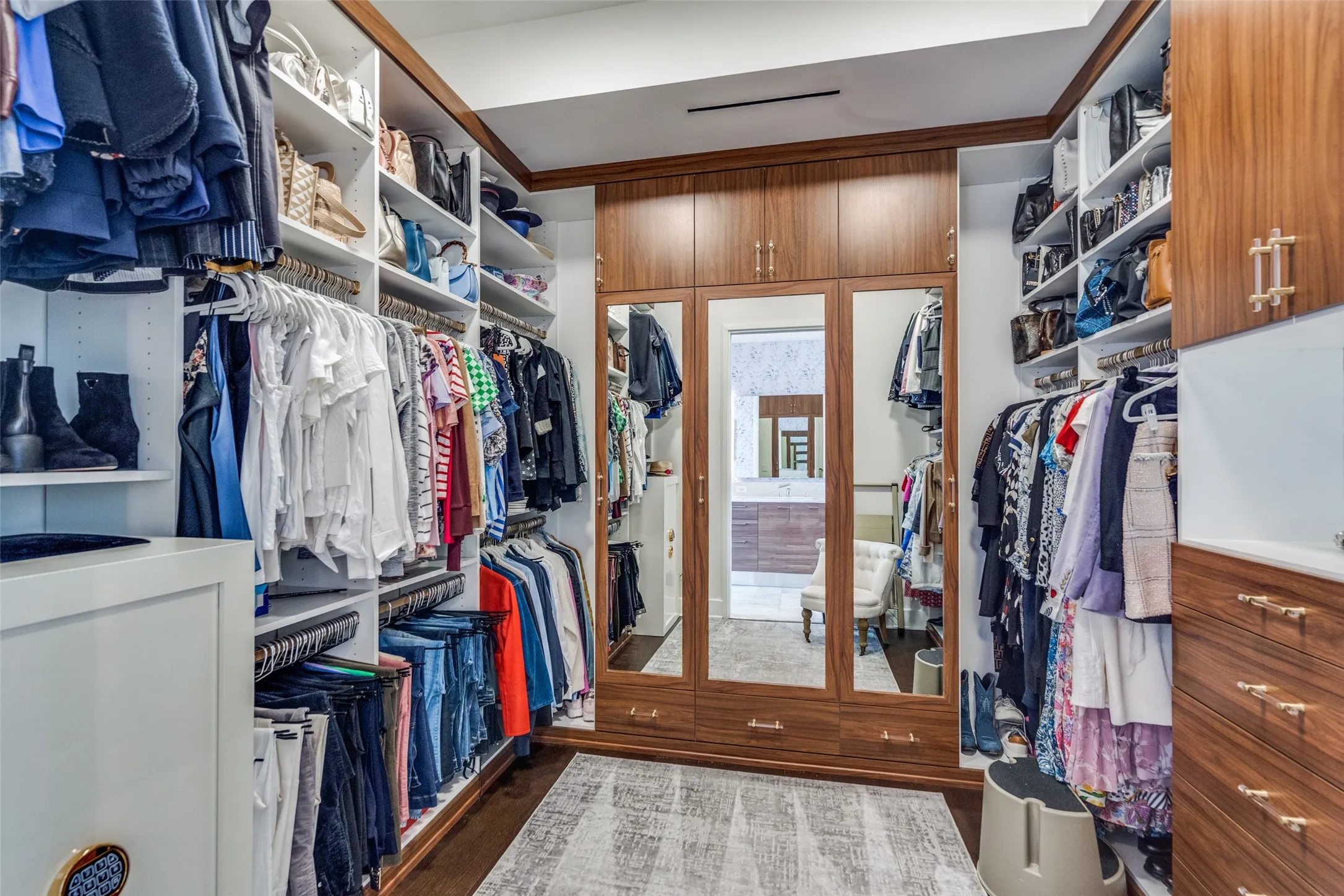 Condominium For Sale in Collin County , 7901 Windrose Avenue 504, Plano, Texas 75024, 3 Bedroom, 4 Bathroom, 2 Garage spaces, 2,589 Sqft, built in 2019, mls#21289376, Real Estate Agent in Plano, Homes For Sale in Collin county, Homes For Sale in Plano, Realtor in Plano Texas, Real Estate Brokerage Independent Realty Texas, Luminita Cordes Realtor