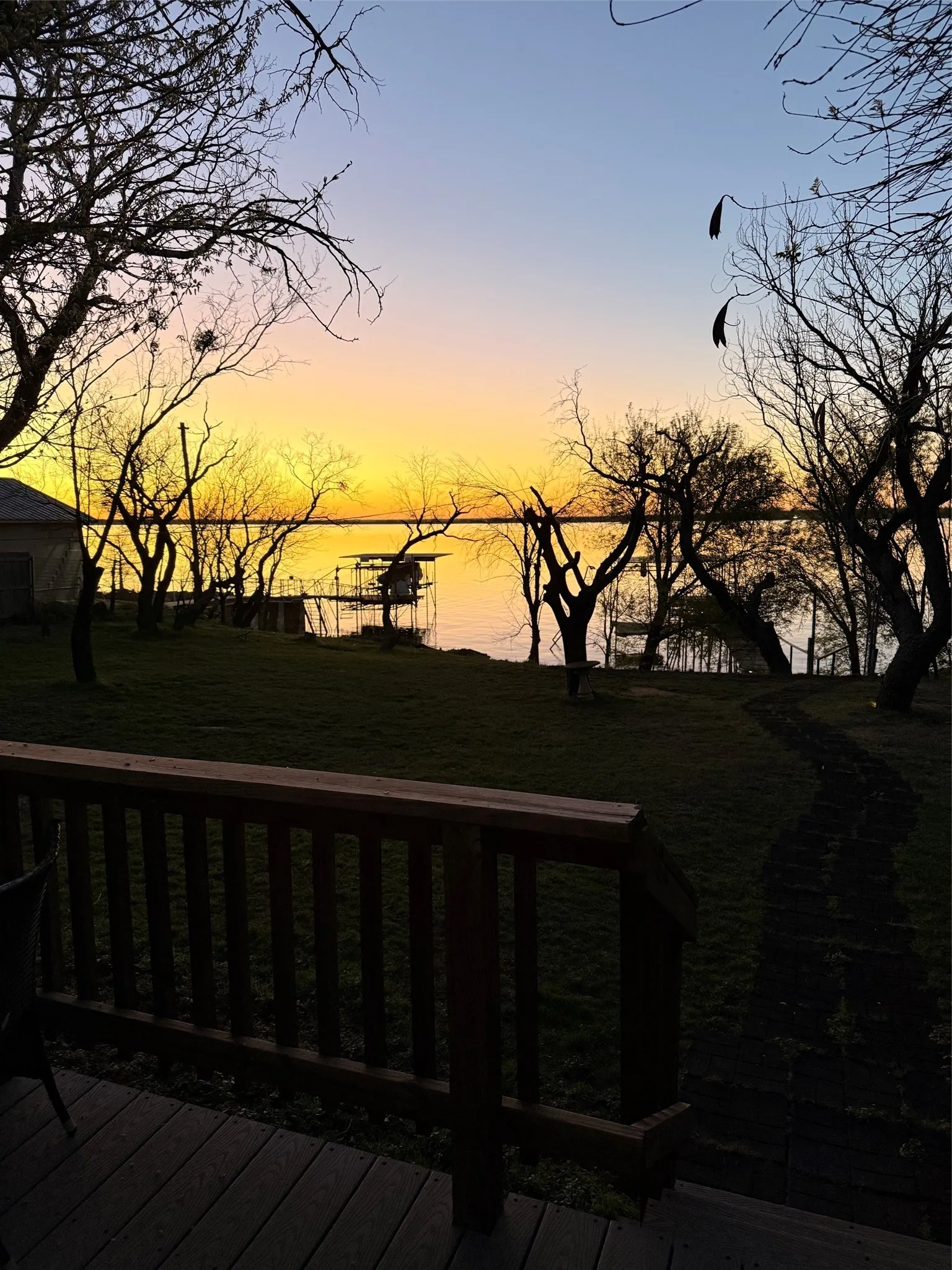 Single Family Residence For Sale in Jones County , 9732 Cove Road, Abilene, Texas 79601, 3 Bedroom, 2 Bathroom, Garage spaces, 1,759 Sqft, built in 1958, mls#21290012, Real Estate Agent in Abilene, Homes For Sale in Jones county, Homes For Sale in Abilene, Realtor in Abilene Texas, Real Estate Brokerage Independent Realty Texas, Luminita Cordes Realtor
