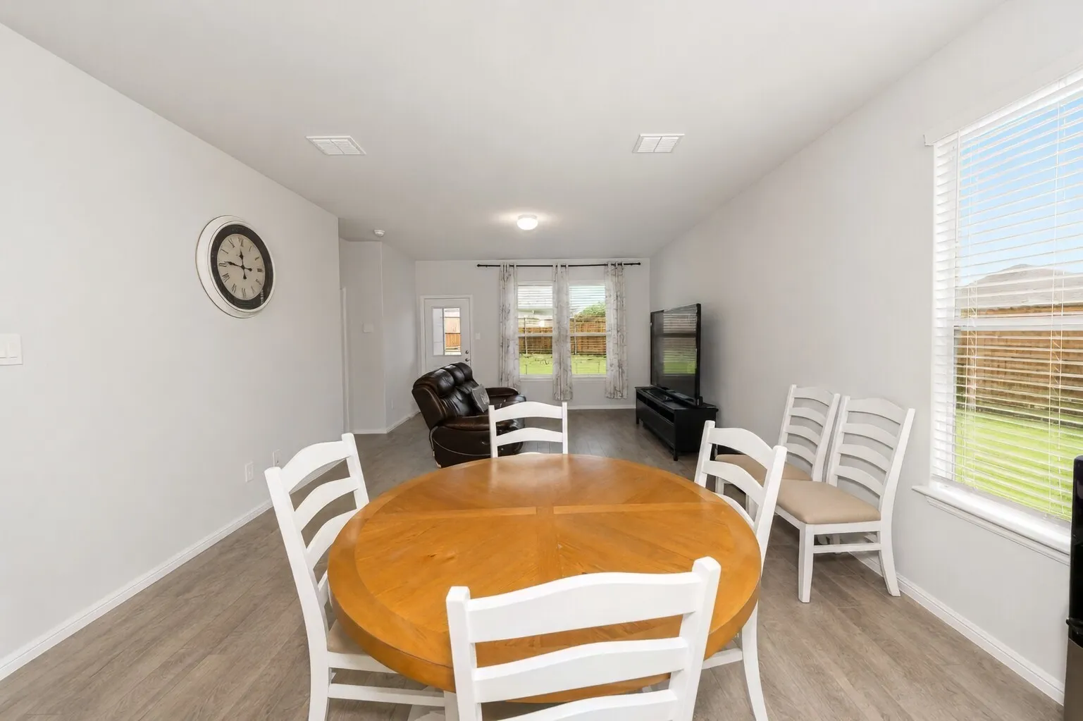 Single Family Residence For Sale in Wise County , 116 Birch Street, Boyd, Texas 76023, 4 Bedroom, 2 Bathroom, 2 Garage spaces, 1,838 Sqft, built in 2024, mls#21285266, Real Estate Agent in Boyd, Homes For Sale in Wise county, Homes For Sale in Boyd, Realtor in Boyd Texas, Real Estate Brokerage Independent Realty Texas, Luminita Cordes Realtor