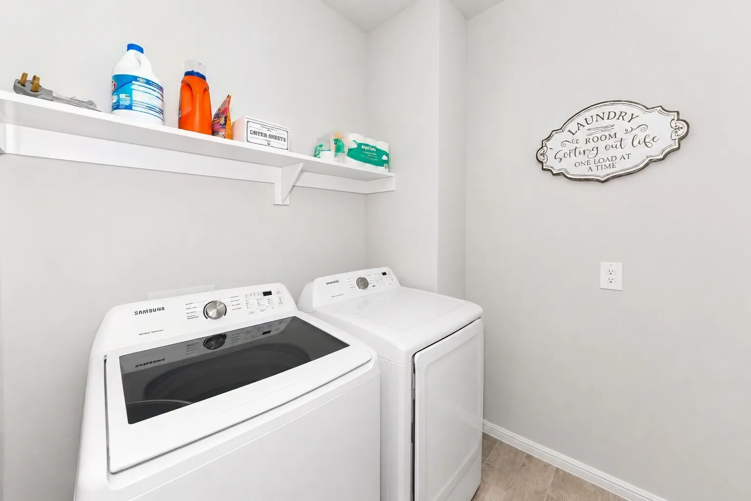 Single Family Residence For Sale in Wise County , 116 Birch Street, Boyd, Texas 76023, 4 Bedroom, 2 Bathroom, 2 Garage spaces, 1,838 Sqft, built in 2024, mls#21285266, Real Estate Agent in Boyd, Homes For Sale in Wise county, Homes For Sale in Boyd, Realtor in Boyd Texas, Real Estate Brokerage Independent Realty Texas, Luminita Cordes Realtor