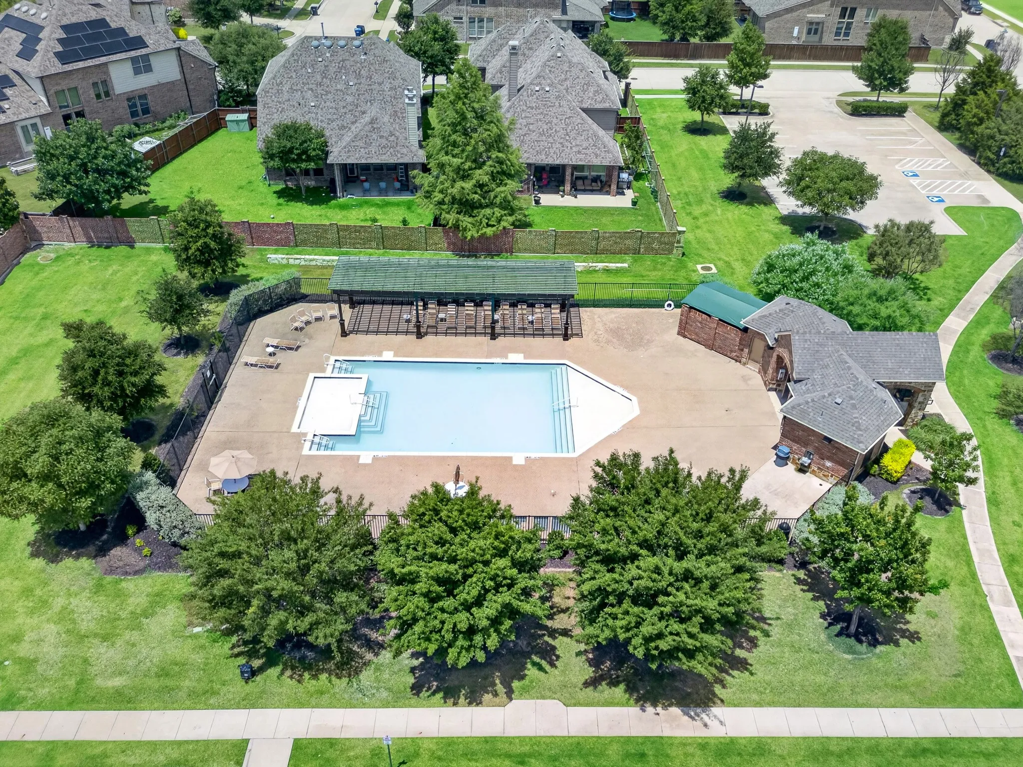Single Family Residence For Sale in Collin County , 6612 Fortuna Lane, Mc Kinney, Texas 75070, 3 Bedroom, 2 Bathroom, 2 Garage spaces, 2,176 Sqft, built in 2015, mls#21287801, Real Estate Agent in Mc Kinney, Homes For Sale in Collin county, Homes For Sale in Mc Kinney, Realtor in Mc Kinney Texas, Real Estate Brokerage Independent Realty Texas, Luminita Cordes Realtor
