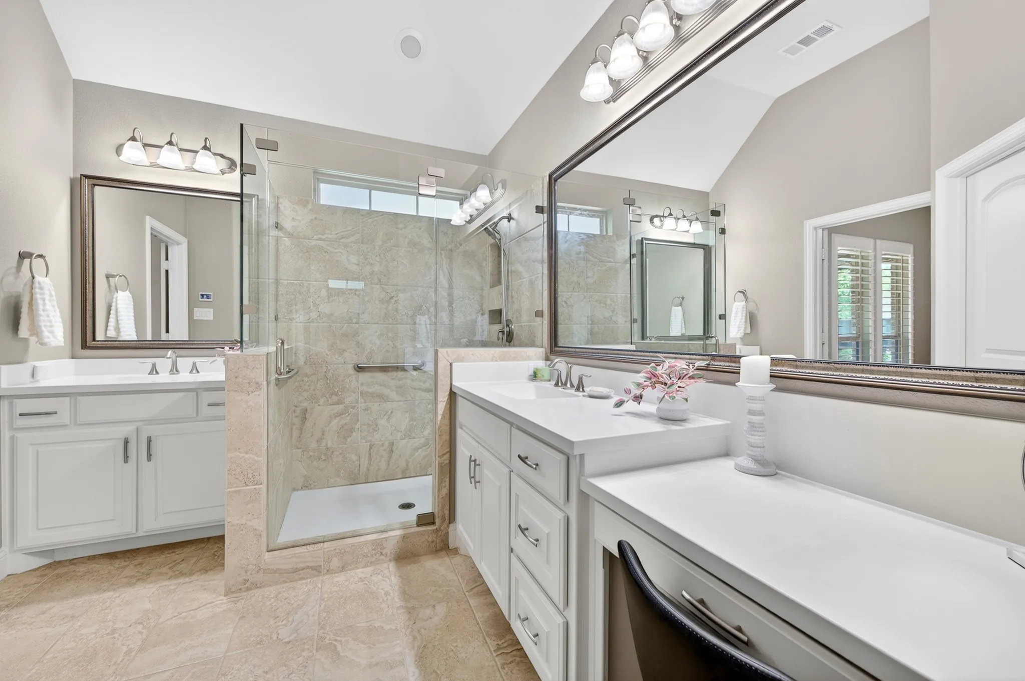 Single Family Residence For Sale in Collin County , 6612 Fortuna Lane, Mc Kinney, Texas 75070, 3 Bedroom, 2 Bathroom, 2 Garage spaces, 2,176 Sqft, built in 2015, mls#21287801, Real Estate Agent in Mc Kinney, Homes For Sale in Collin county, Homes For Sale in Mc Kinney, Realtor in Mc Kinney Texas, Real Estate Brokerage Independent Realty Texas, Luminita Cordes Realtor