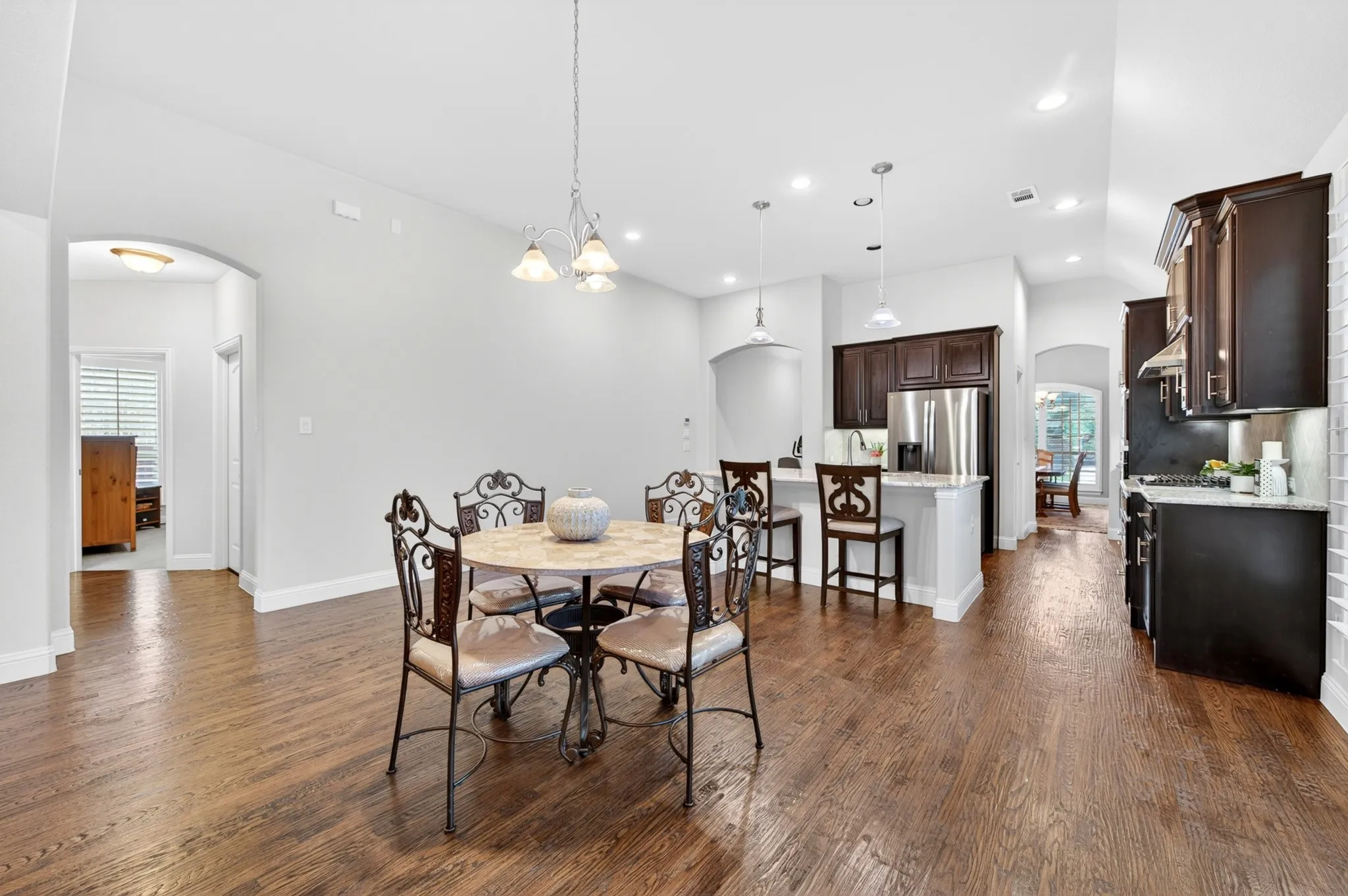 Single Family Residence For Sale in Collin County , 6612 Fortuna Lane, Mc Kinney, Texas 75070, 3 Bedroom, 2 Bathroom, 2 Garage spaces, 2,176 Sqft, built in 2015, mls#21287801, Real Estate Agent in Mc Kinney, Homes For Sale in Collin county, Homes For Sale in Mc Kinney, Realtor in Mc Kinney Texas, Real Estate Brokerage Independent Realty Texas, Luminita Cordes Realtor