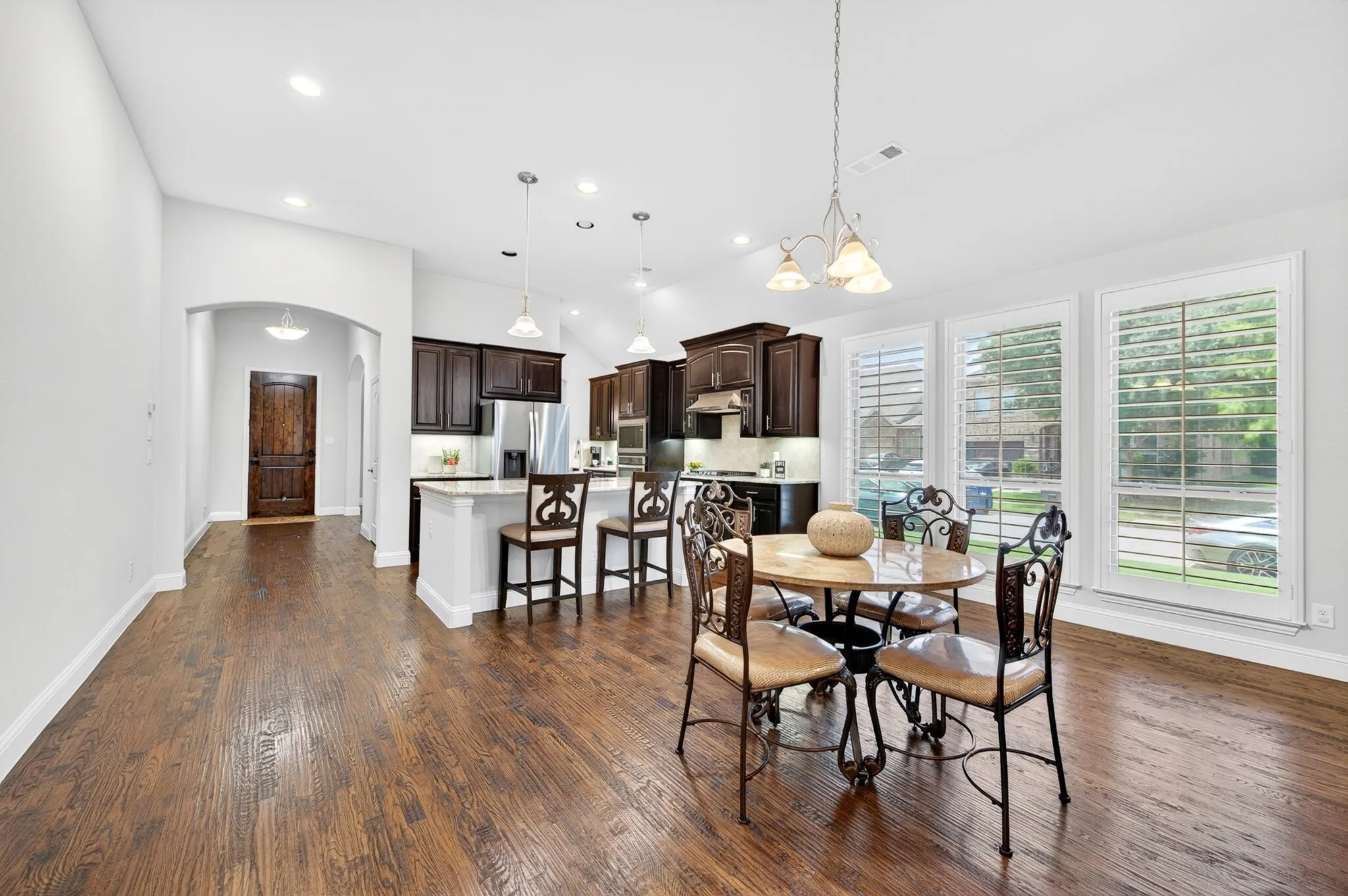Single Family Residence For Sale in Collin County , 6612 Fortuna Lane, Mc Kinney, Texas 75070, 3 Bedroom, 2 Bathroom, 2 Garage spaces, 2,176 Sqft, built in 2015, mls#21287801, Real Estate Agent in Mc Kinney, Homes For Sale in Collin county, Homes For Sale in Mc Kinney, Realtor in Mc Kinney Texas, Real Estate Brokerage Independent Realty Texas, Luminita Cordes Realtor
