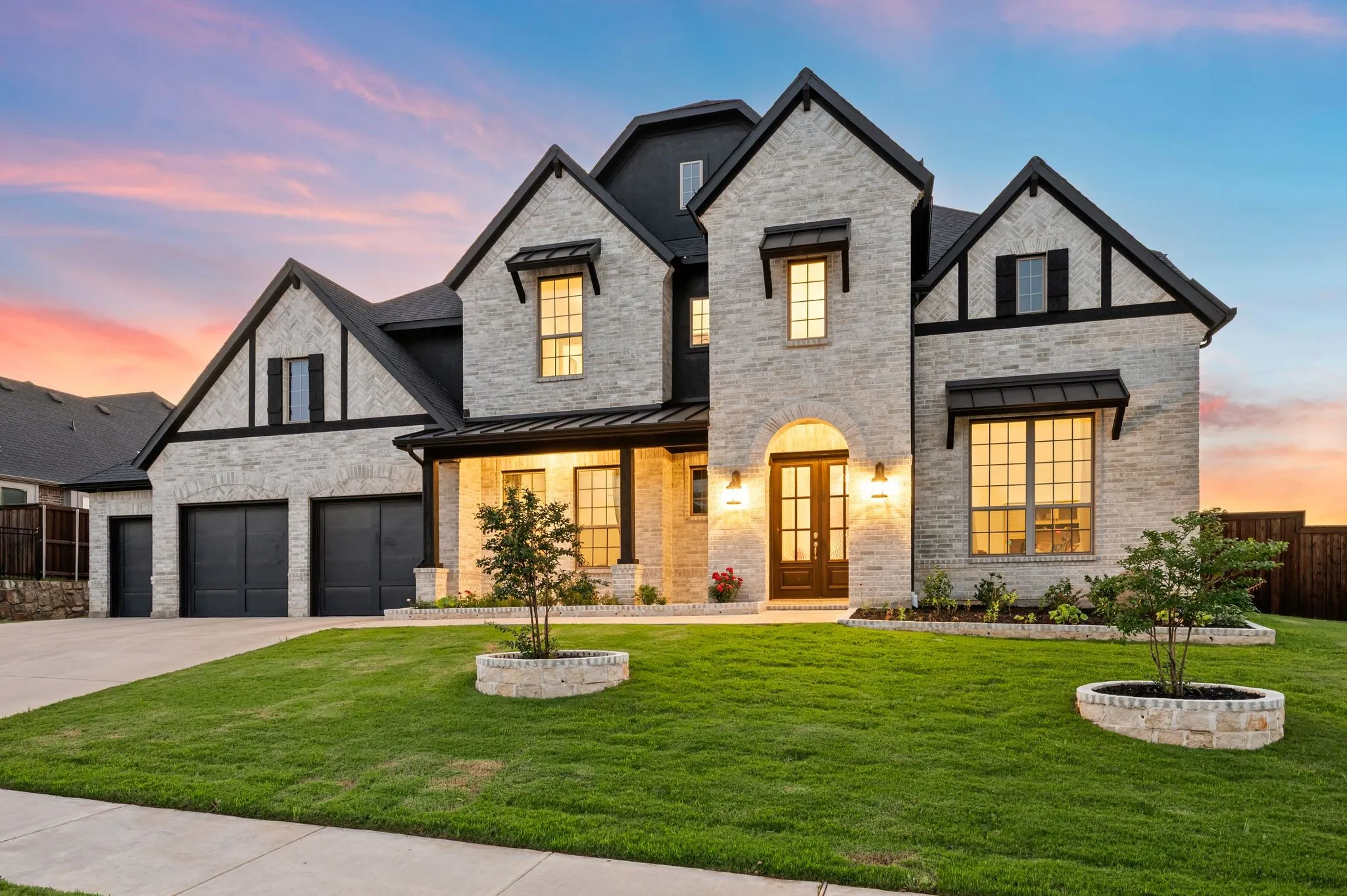 Single Family Residence For Sale in Tarrant County , 1902 Hamilton Park Drive, Mansfield, Texas 76063, 5 Bedroom, 5 Bathroom, 4 Garage spaces, 4,465 Sqft, built in 2023, mls#21289165, Real Estate Agent in Mansfield, Homes For Sale in Tarrant county, Homes For Sale in Mansfield, Realtor in Mansfield Texas, Real Estate Brokerage Independent Realty Texas, Luminita Cordes Realtor