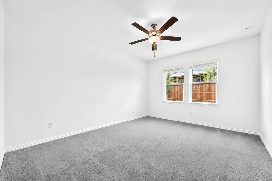 2620 Glacier Road ~ Ready Now!