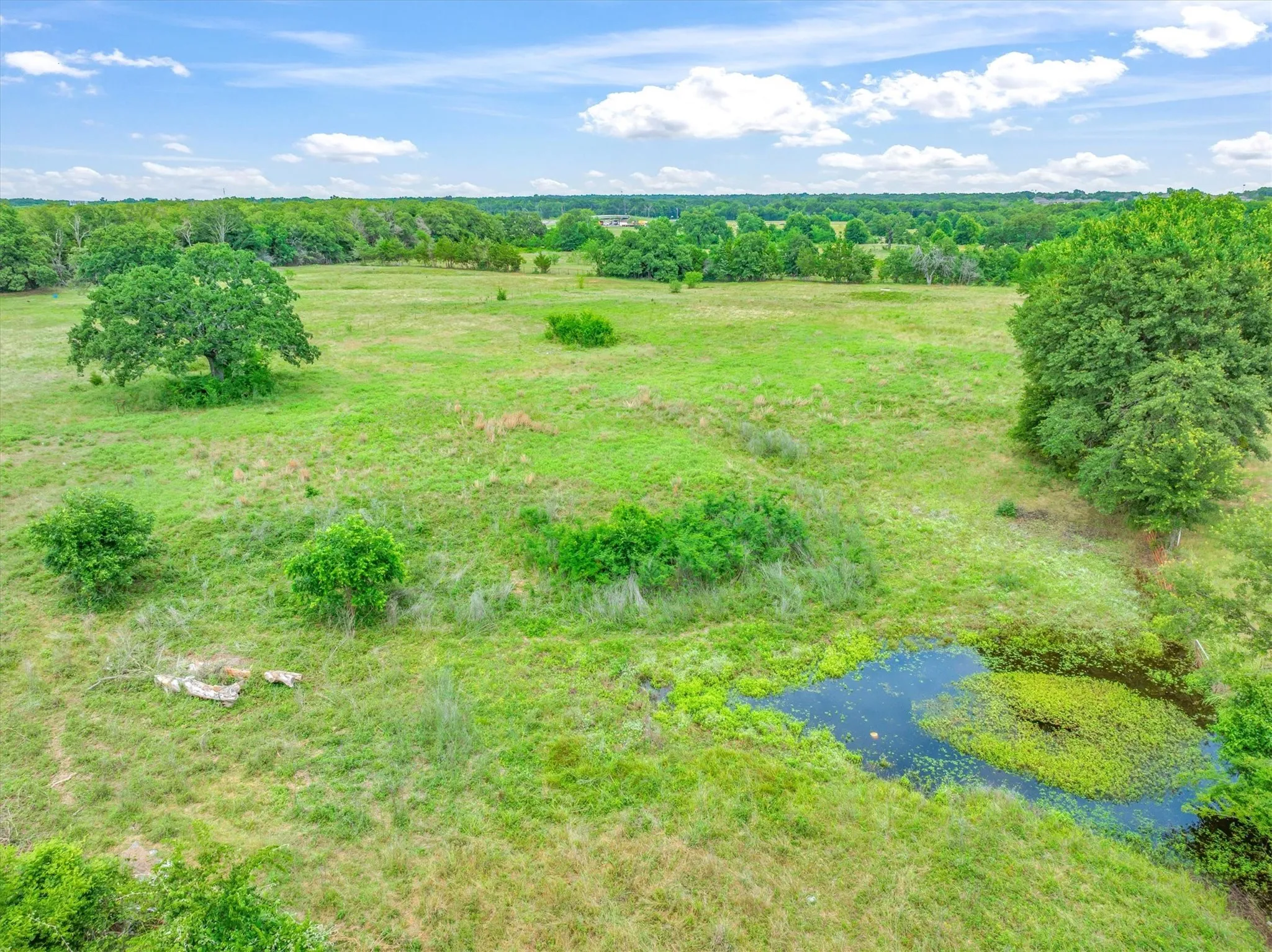 Ranch For Sale in Kaufman County , 1576 County Road 303, Terrell, Texas 75160, 0, 0, Garage spaces, 0 Sqft, built in 1980, Price $1,125,000, mls#21283890, Real Estate Agent in Terrell, Homes For Sale in Kaufman county, Homes For Sale in Terrell, Realtor in Terrell Texas, Real Estate Brokerage Independent Realty Texas, Luminita Cordes Realtor